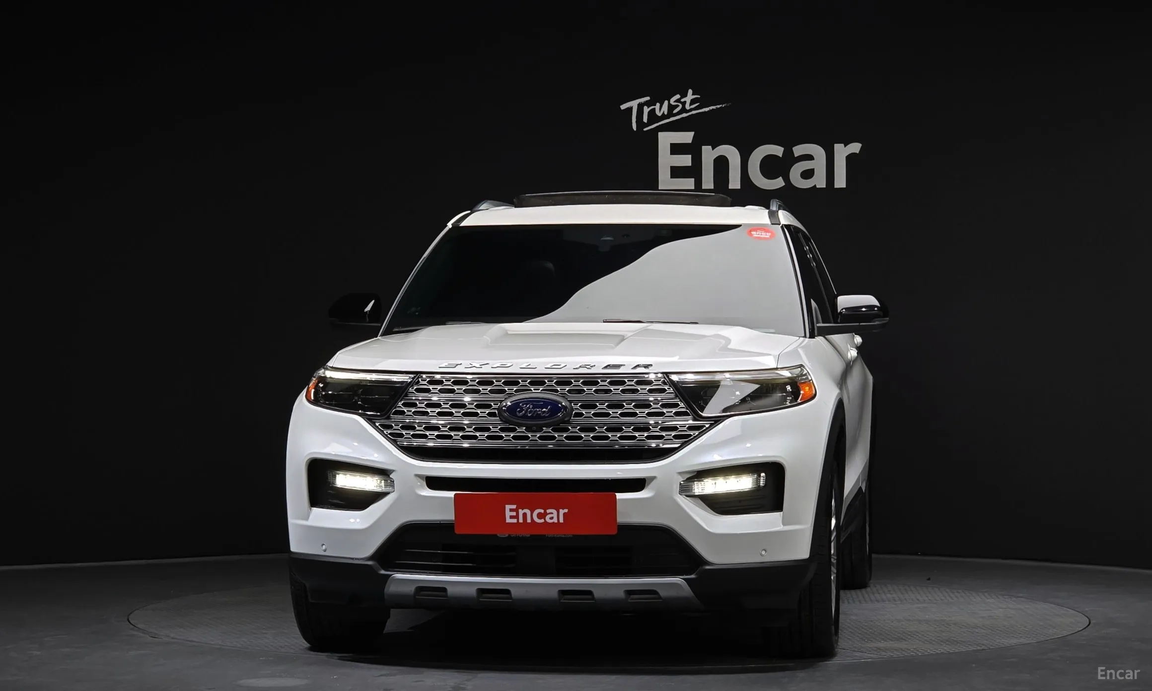 Ford Explorer 6th Generation превью 3