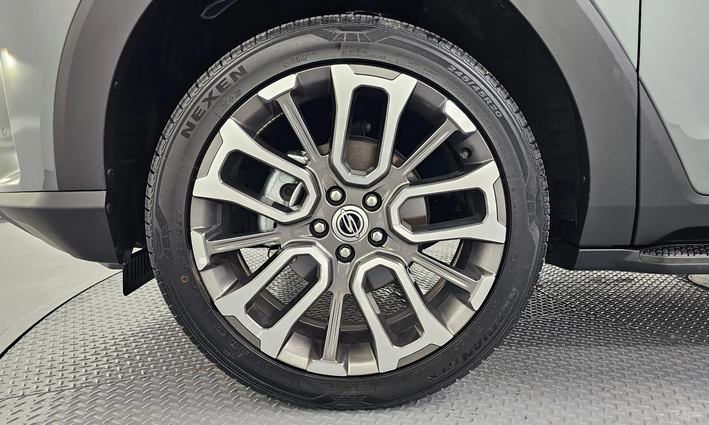 KG Mobility (SsangYong) Torres превью 5