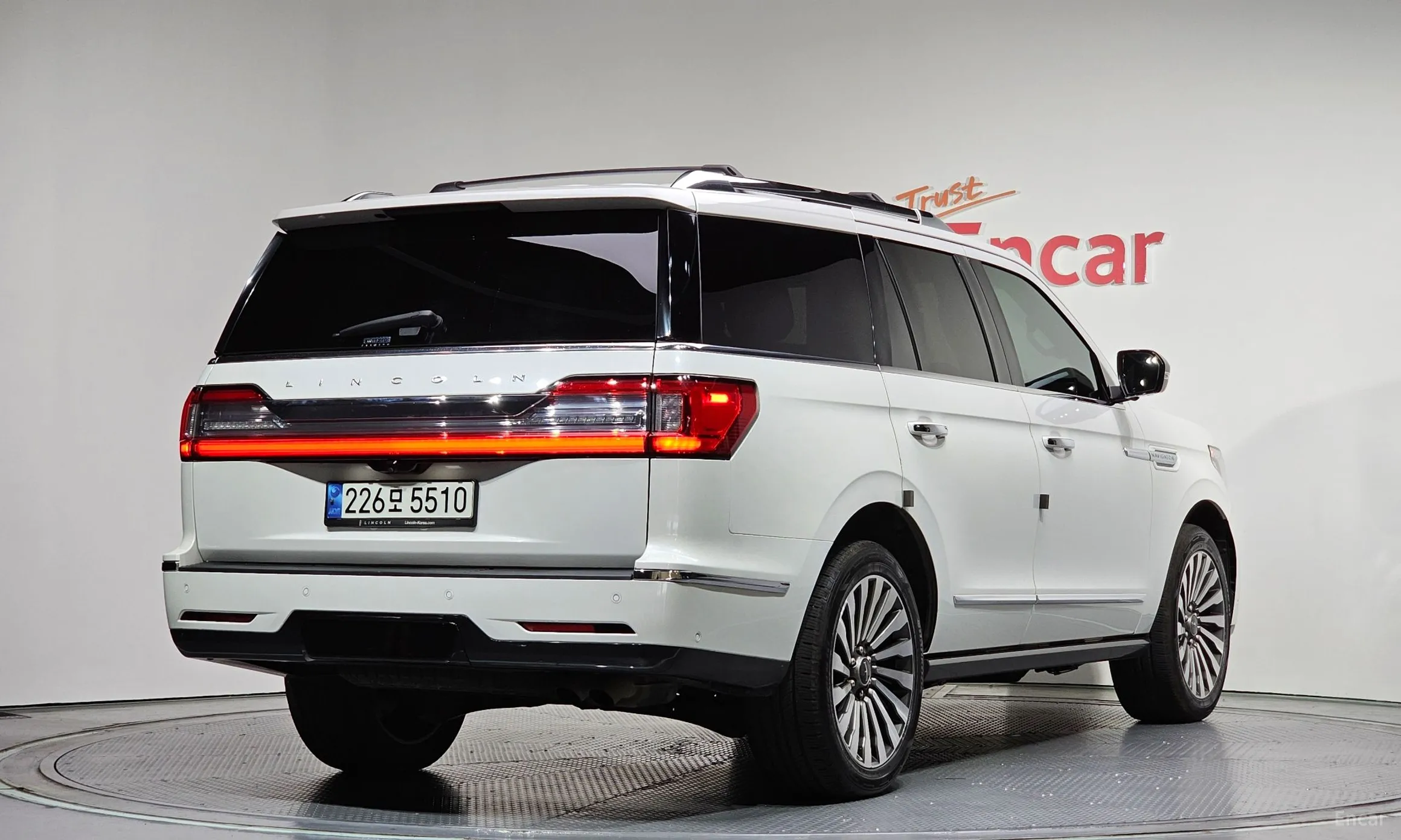 Lincoln Navigator 4th generation превью 2