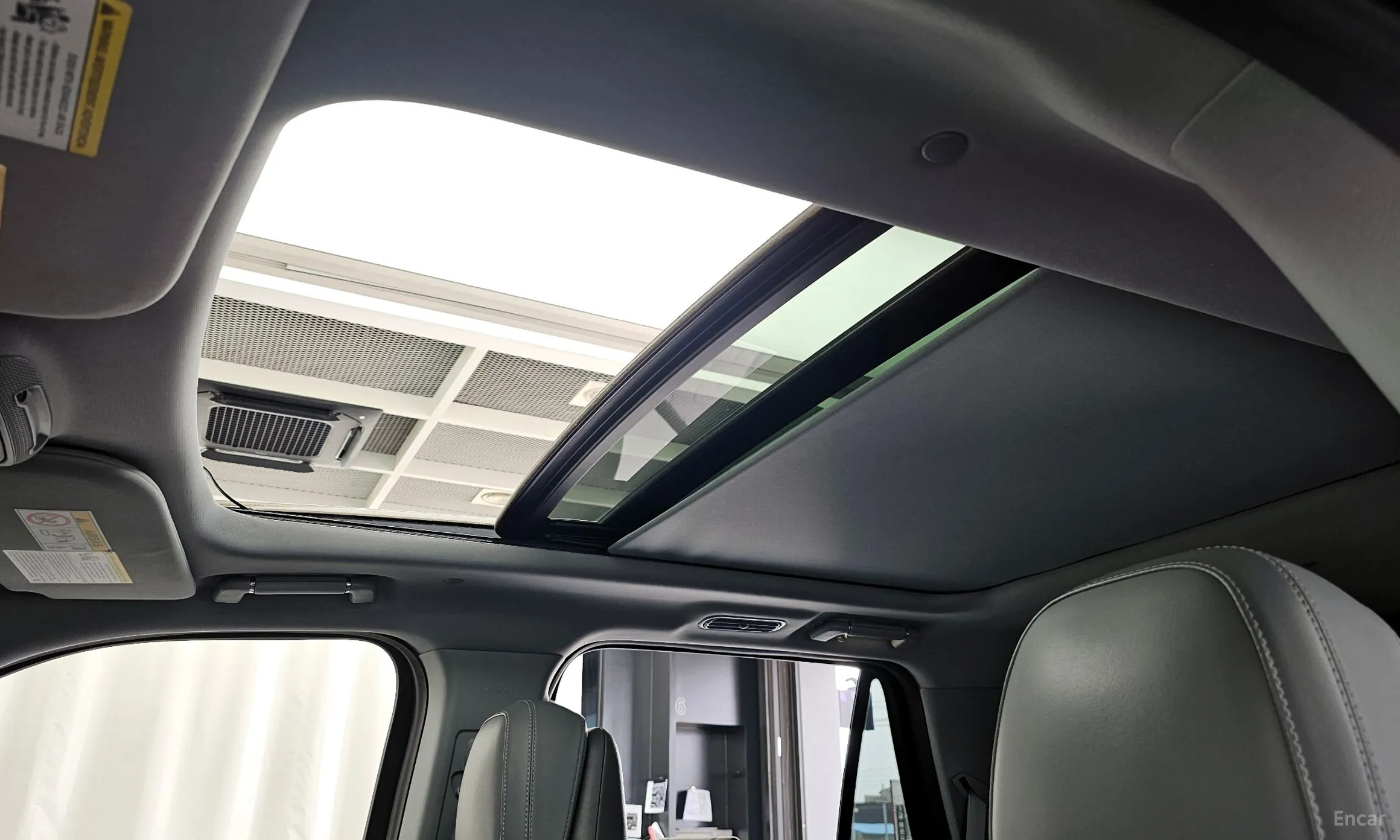 Lincoln Navigator 4th generation превью 19