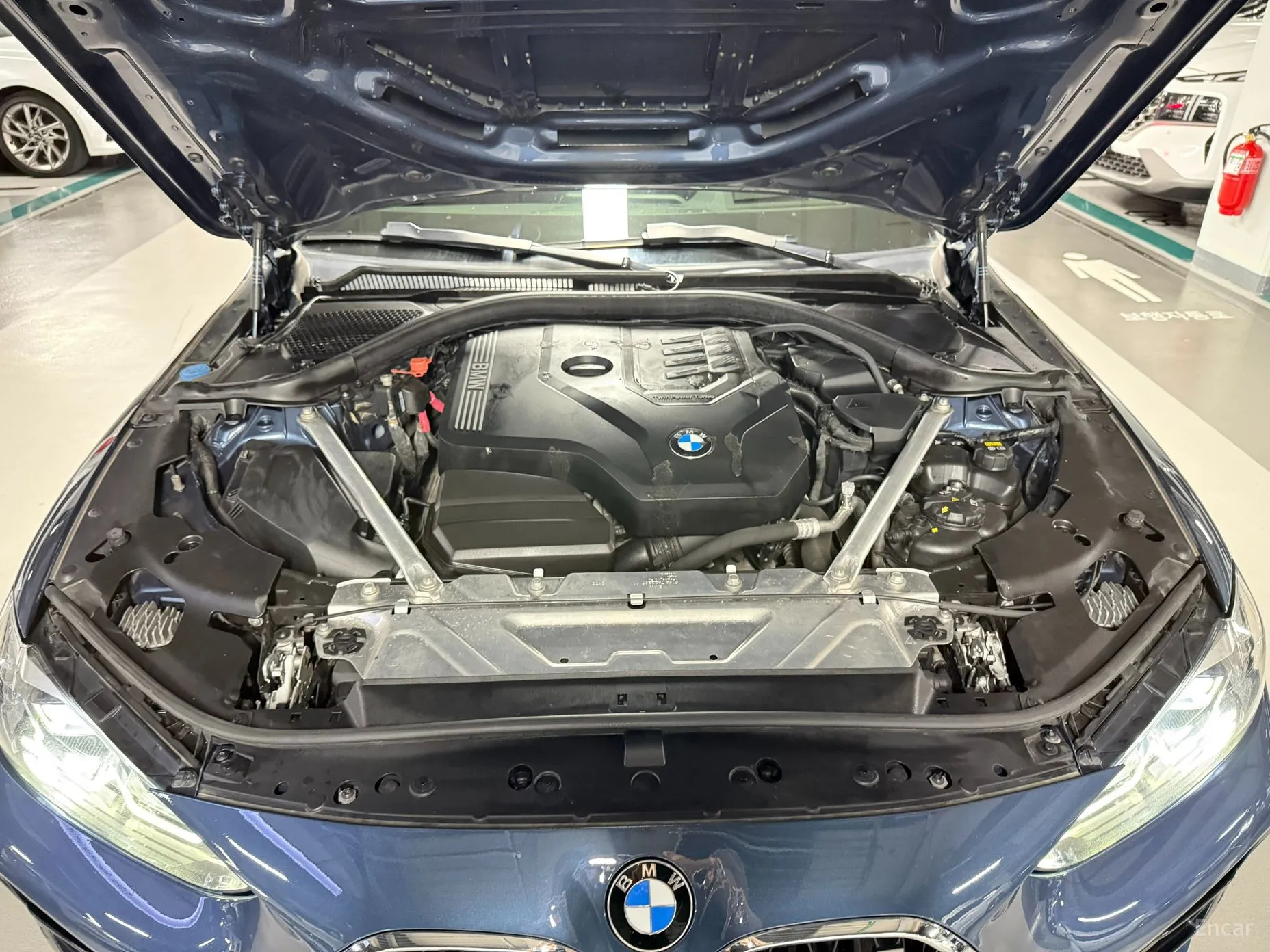 BMW Series 4 (G22) превью 5