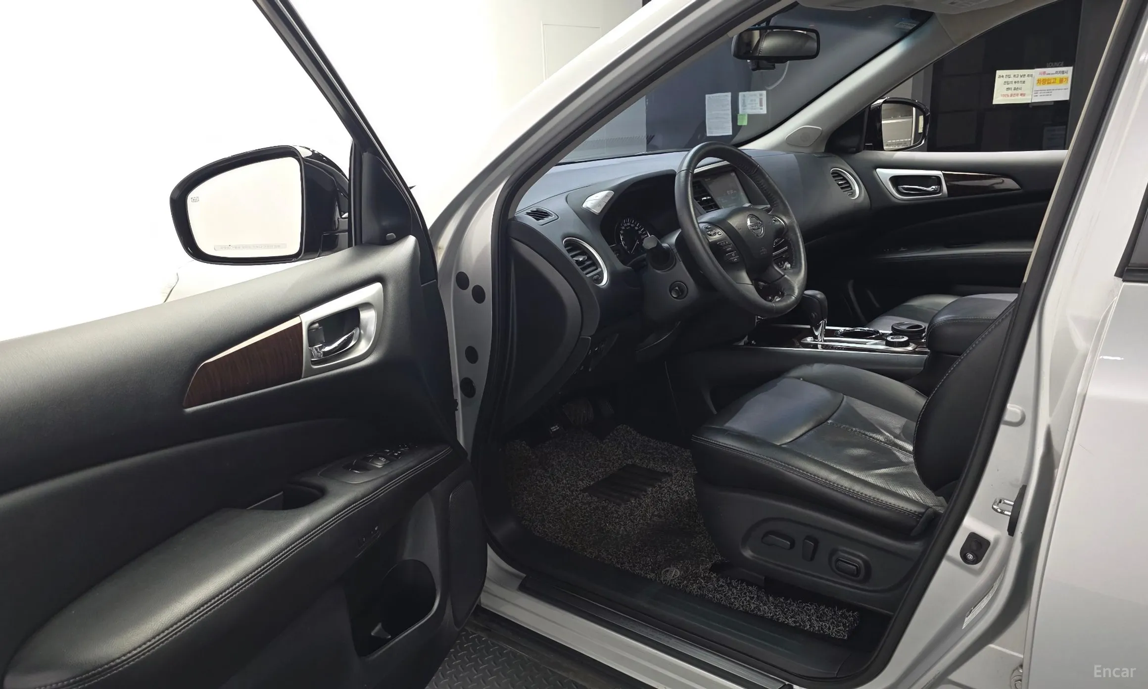 Nissan Pathfinder Gen 4 превью 10