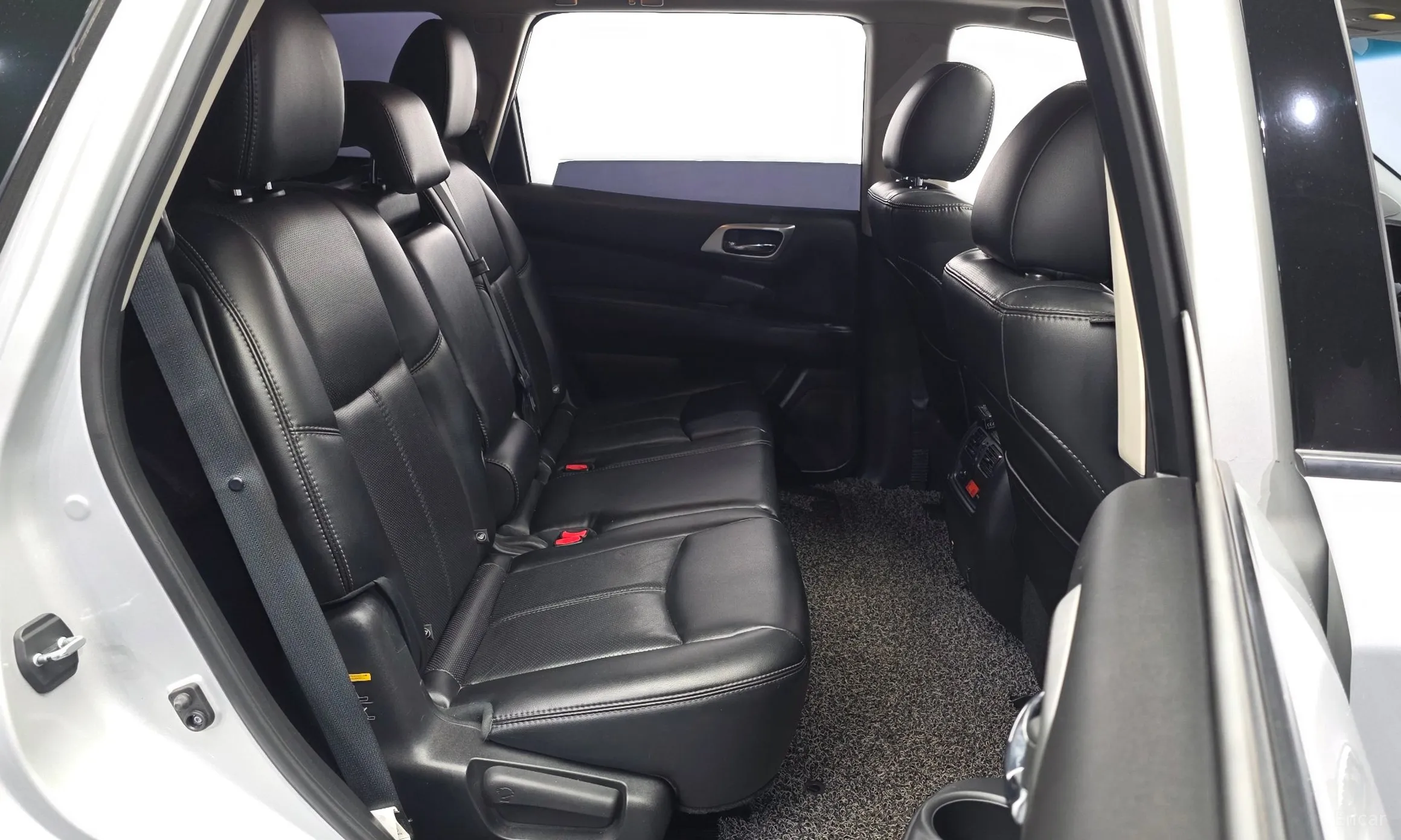 Nissan Pathfinder Gen 4 превью 11