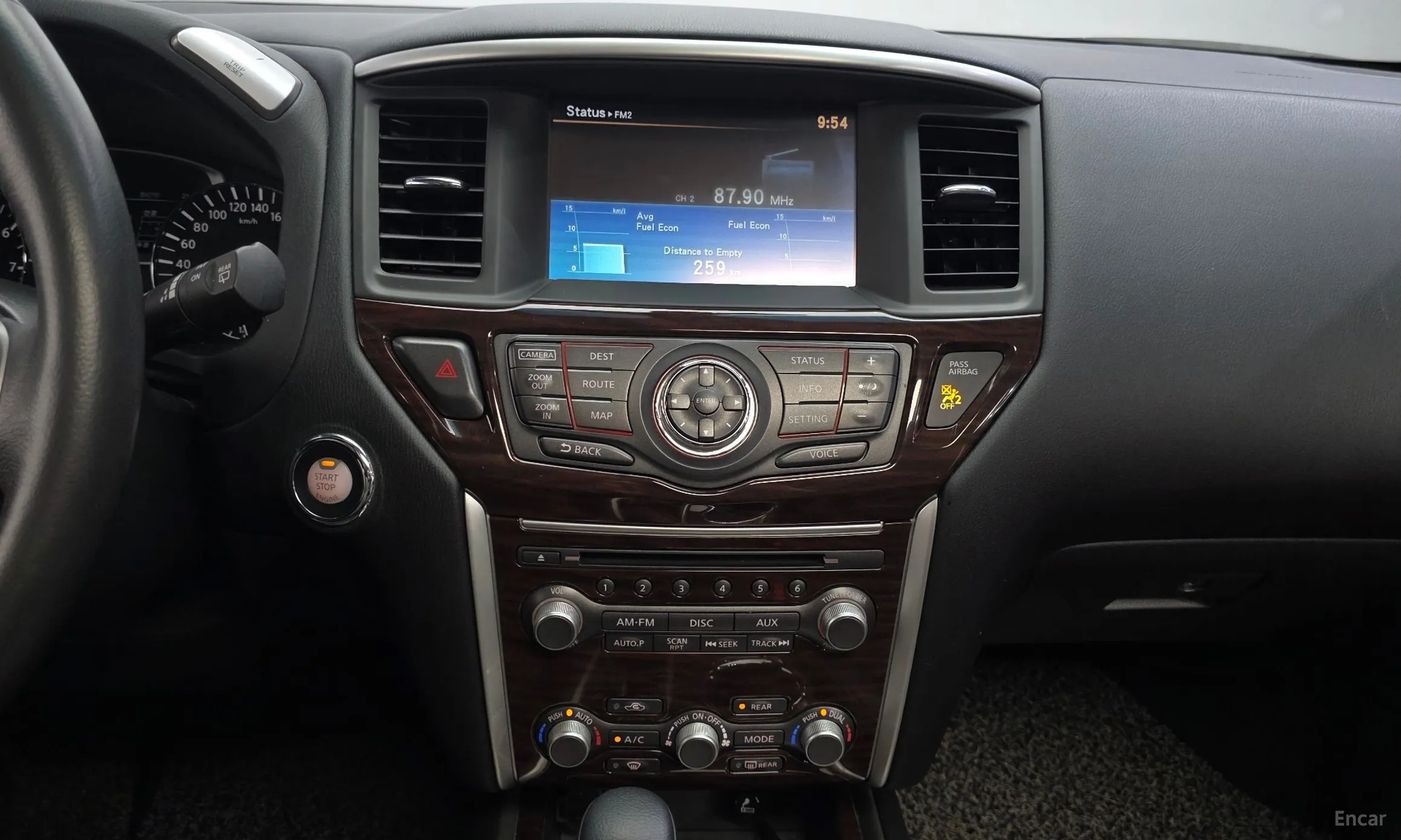 Nissan Pathfinder Gen 4 превью 14