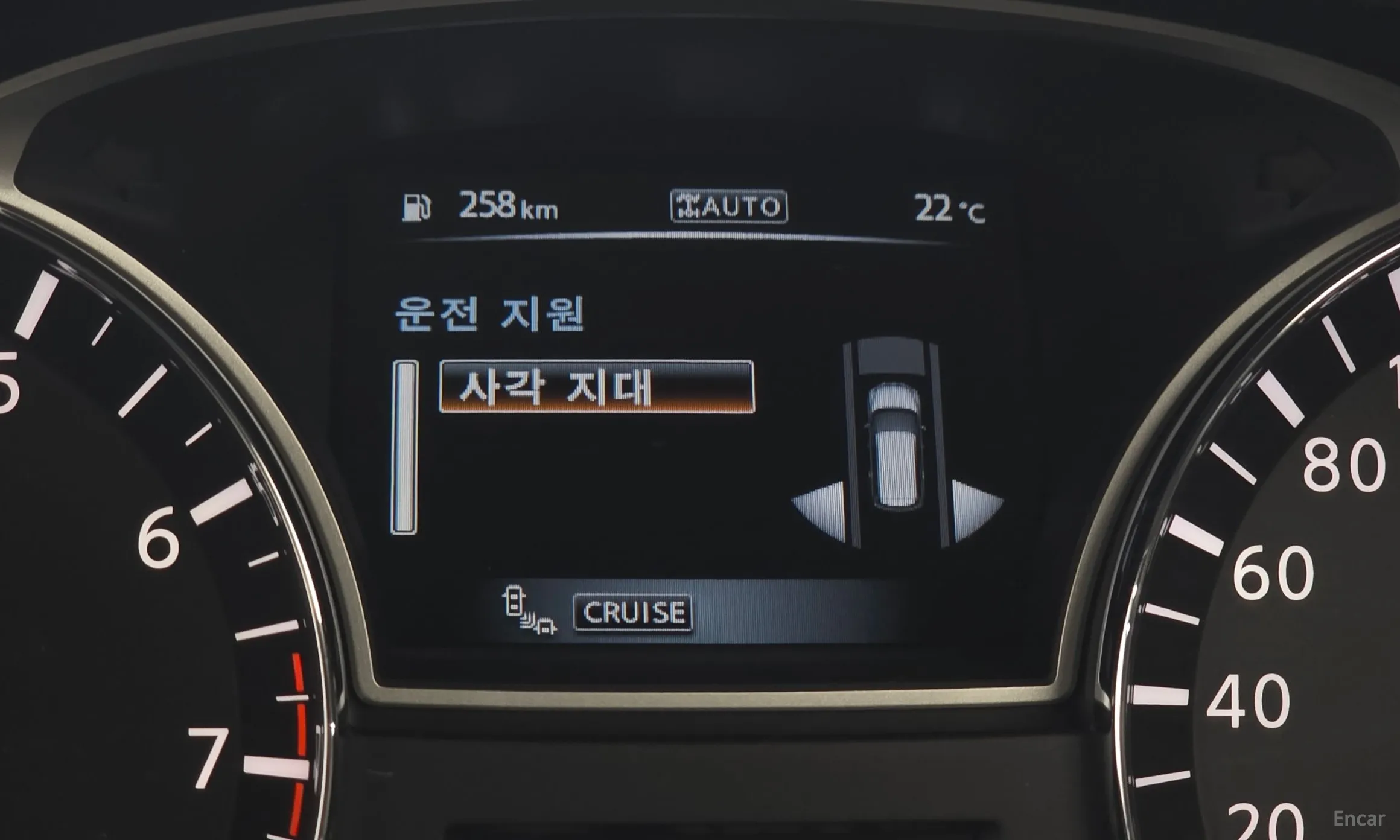 Nissan Pathfinder Gen 4 превью 19