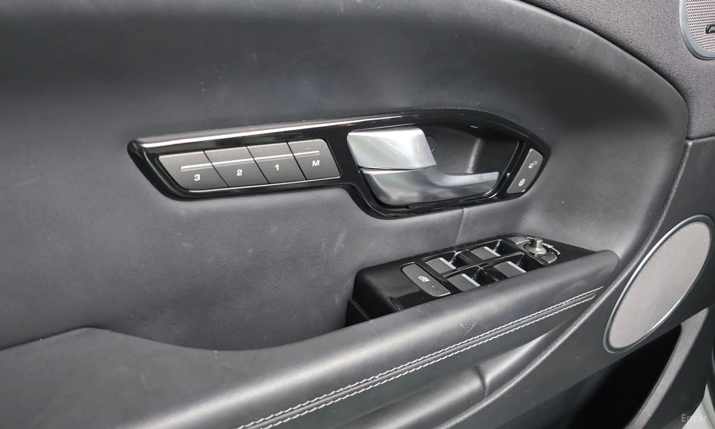 Land Rover Range Rover Evoque превью 16
