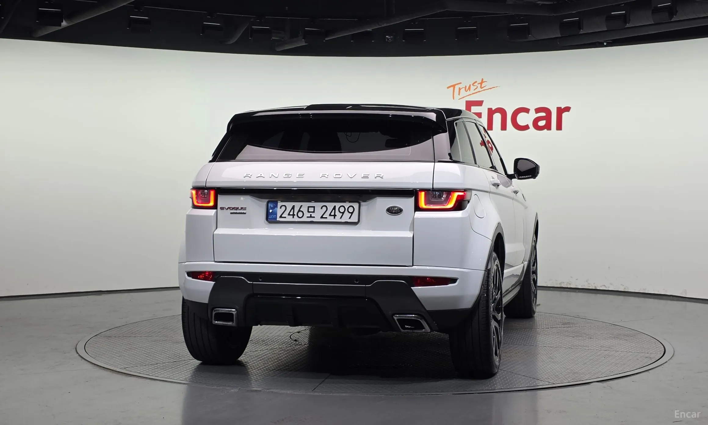 Land Rover Range Rover Evoque превью 4