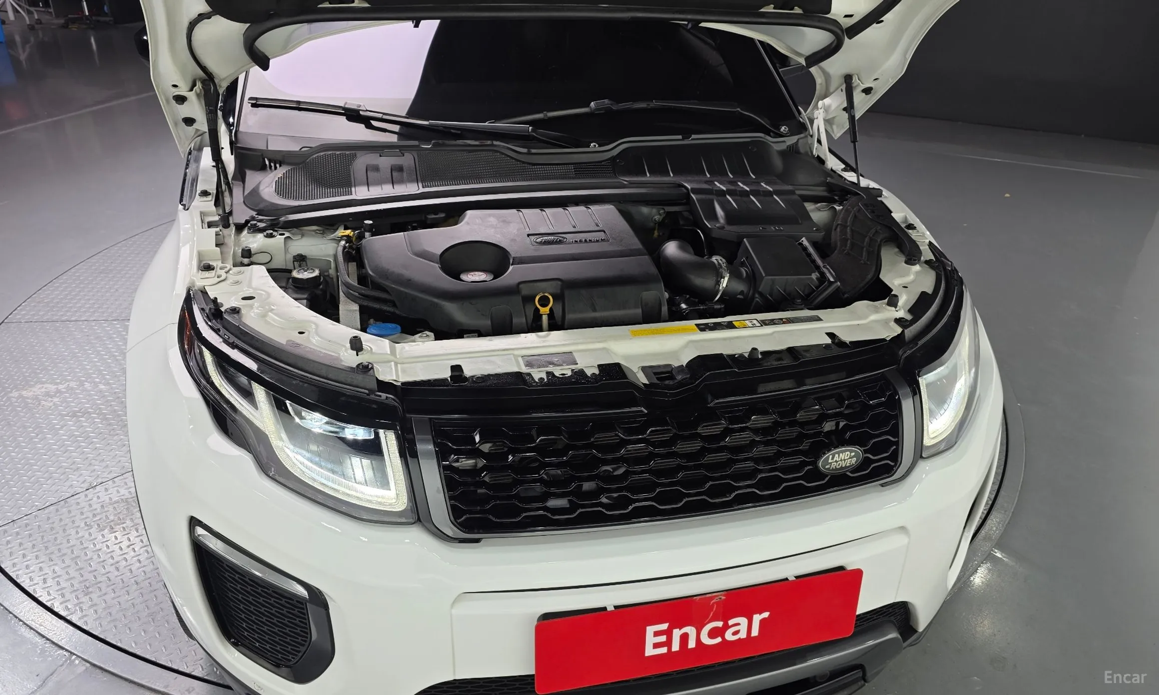 Land Rover Range Rover Evoque превью 6