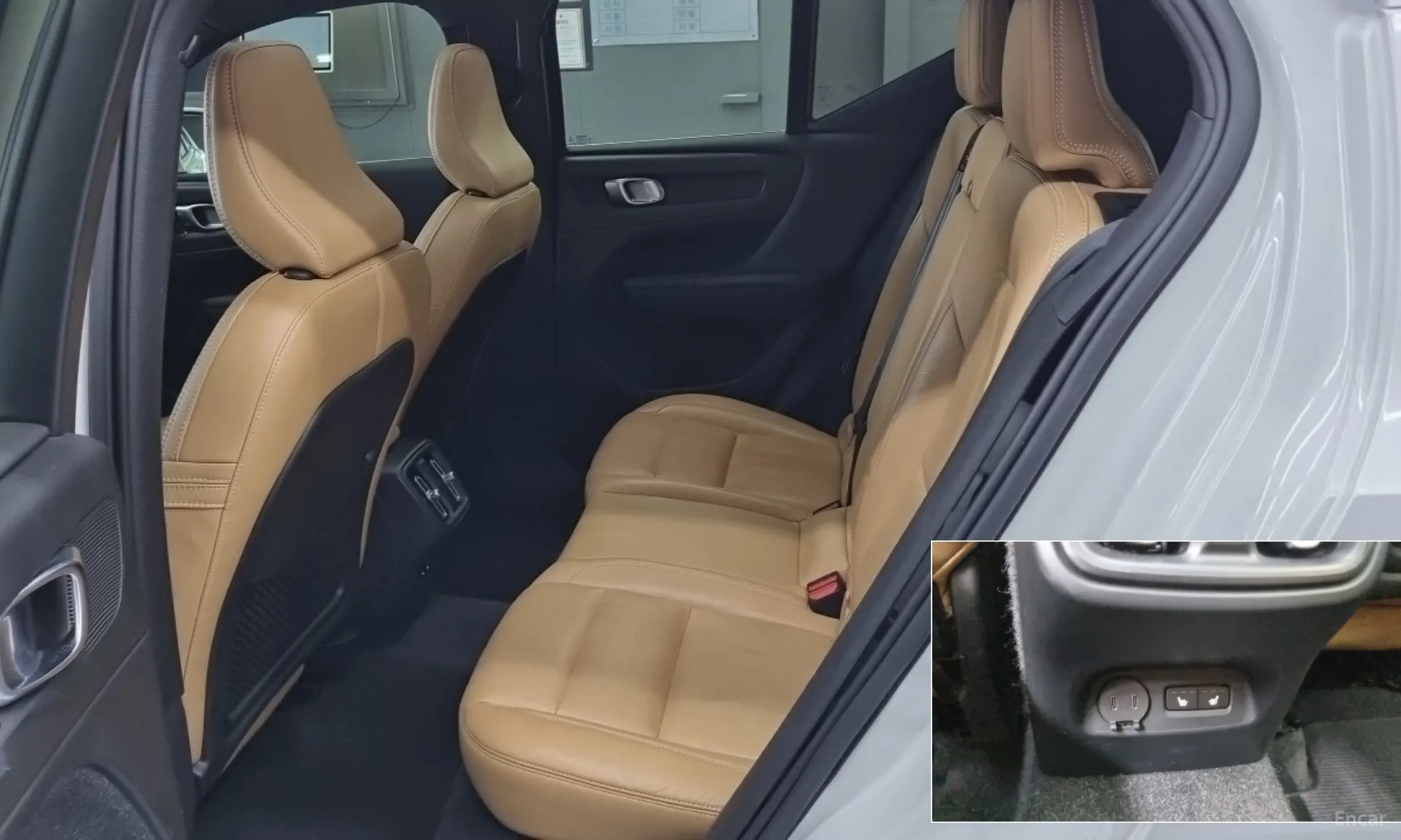 Volvo XC40 превью 11