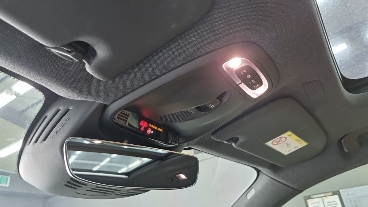 Volvo XC40 превью 13