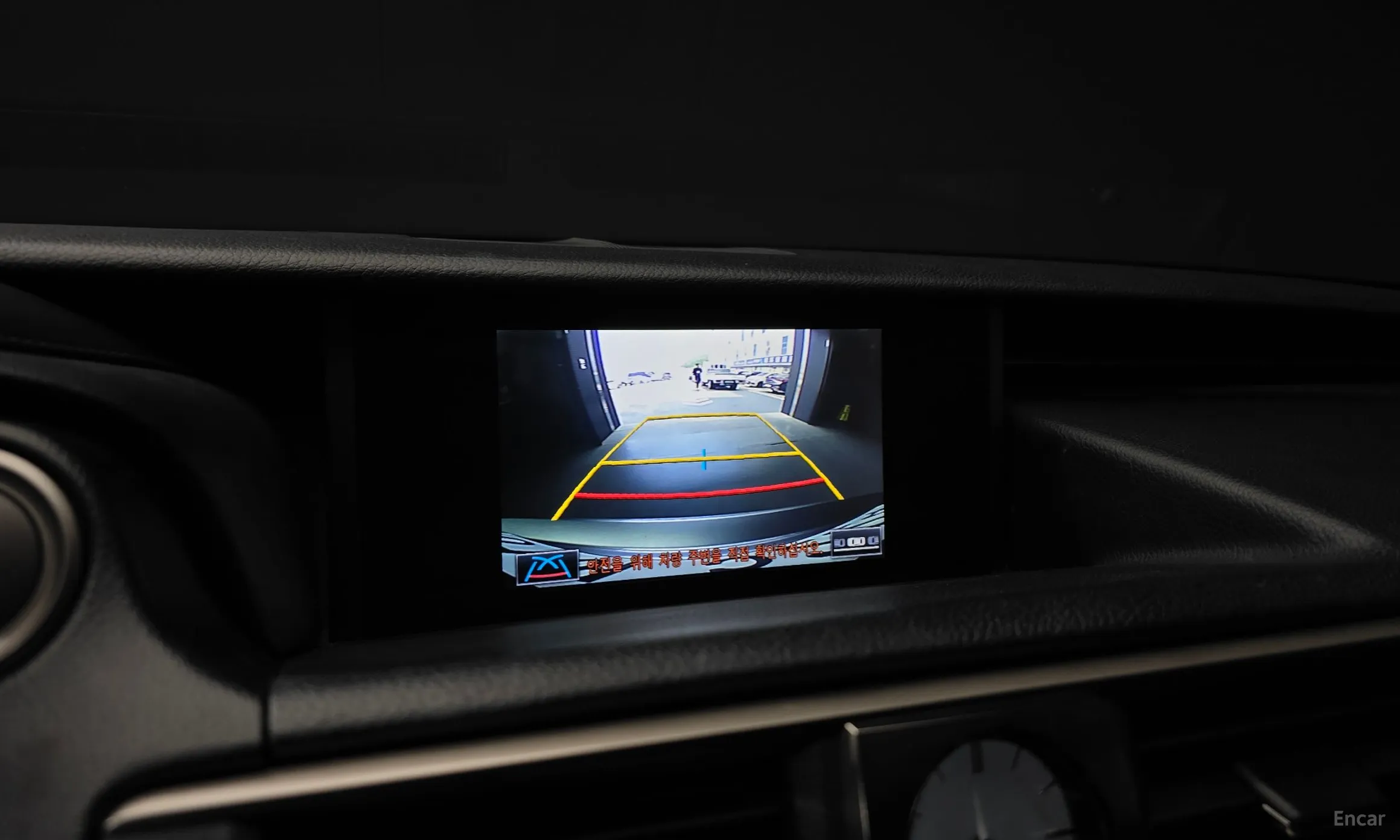 Lexus New IS200t превью 15