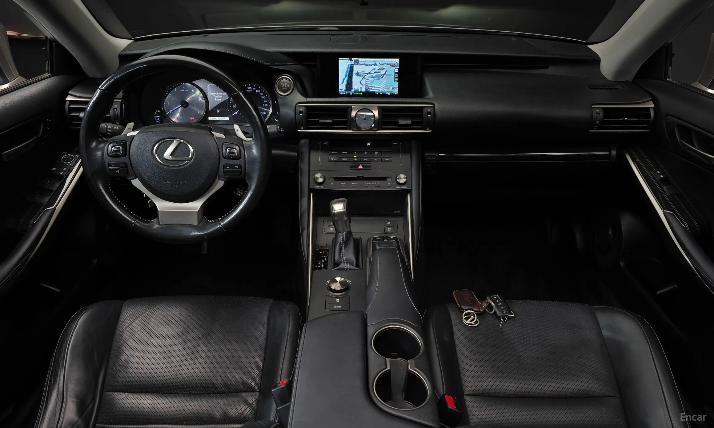 Lexus New IS200t превью 7