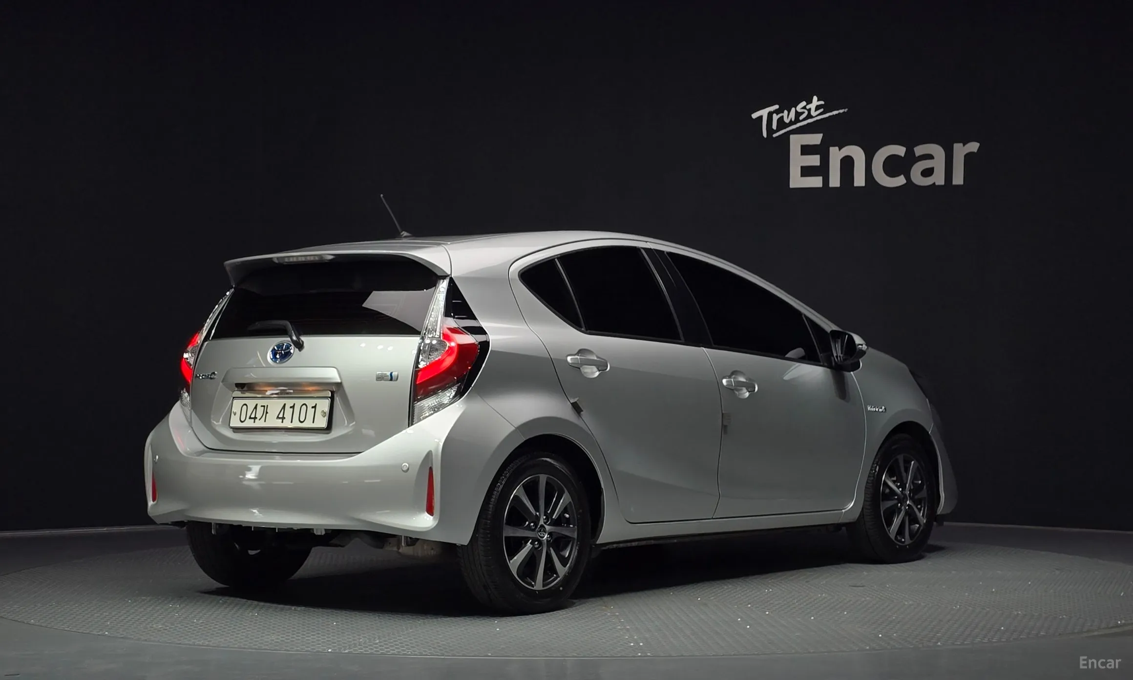 Toyota Prius C