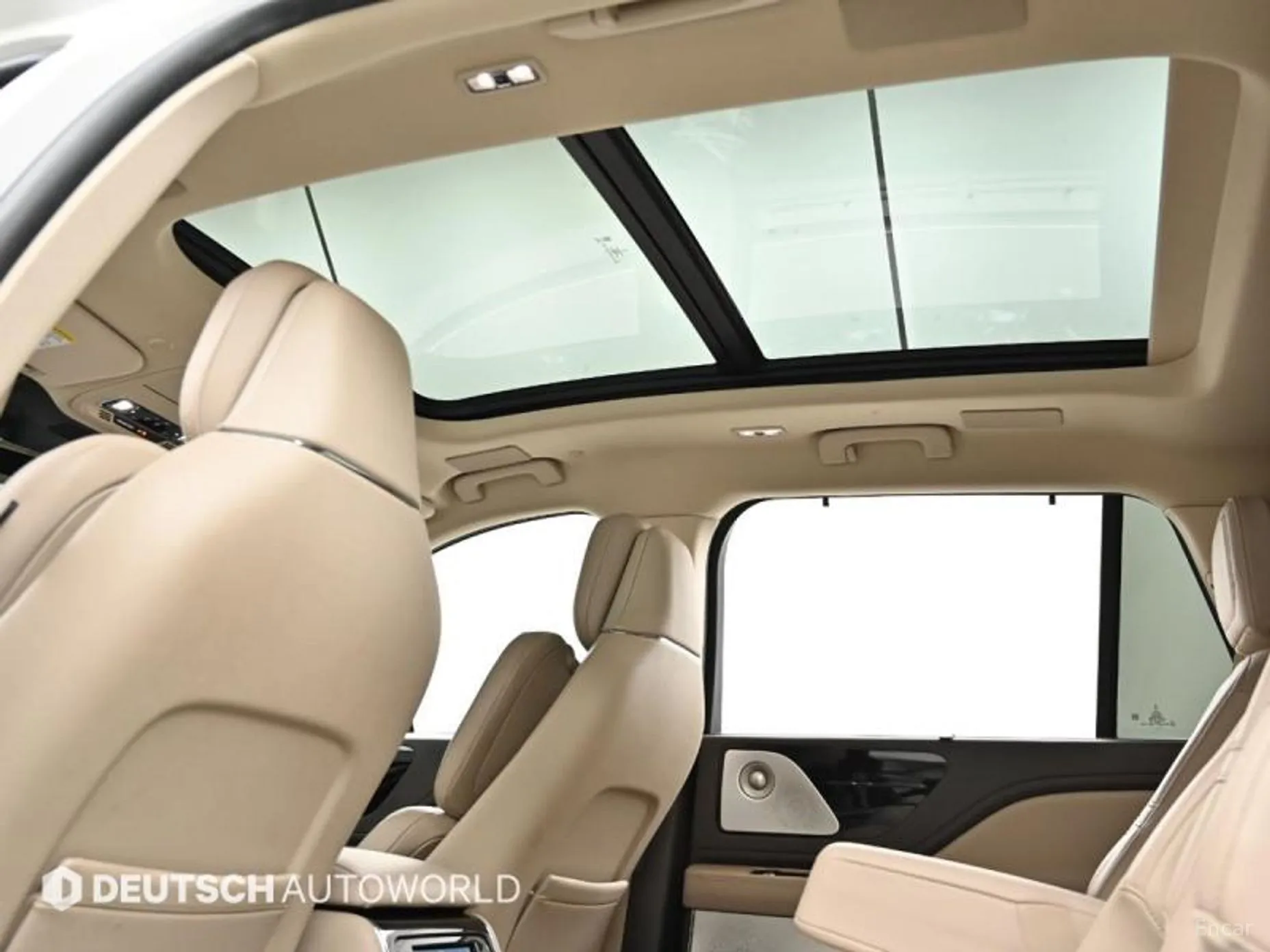 Lincoln Aviator 2nd Generation превью 18
