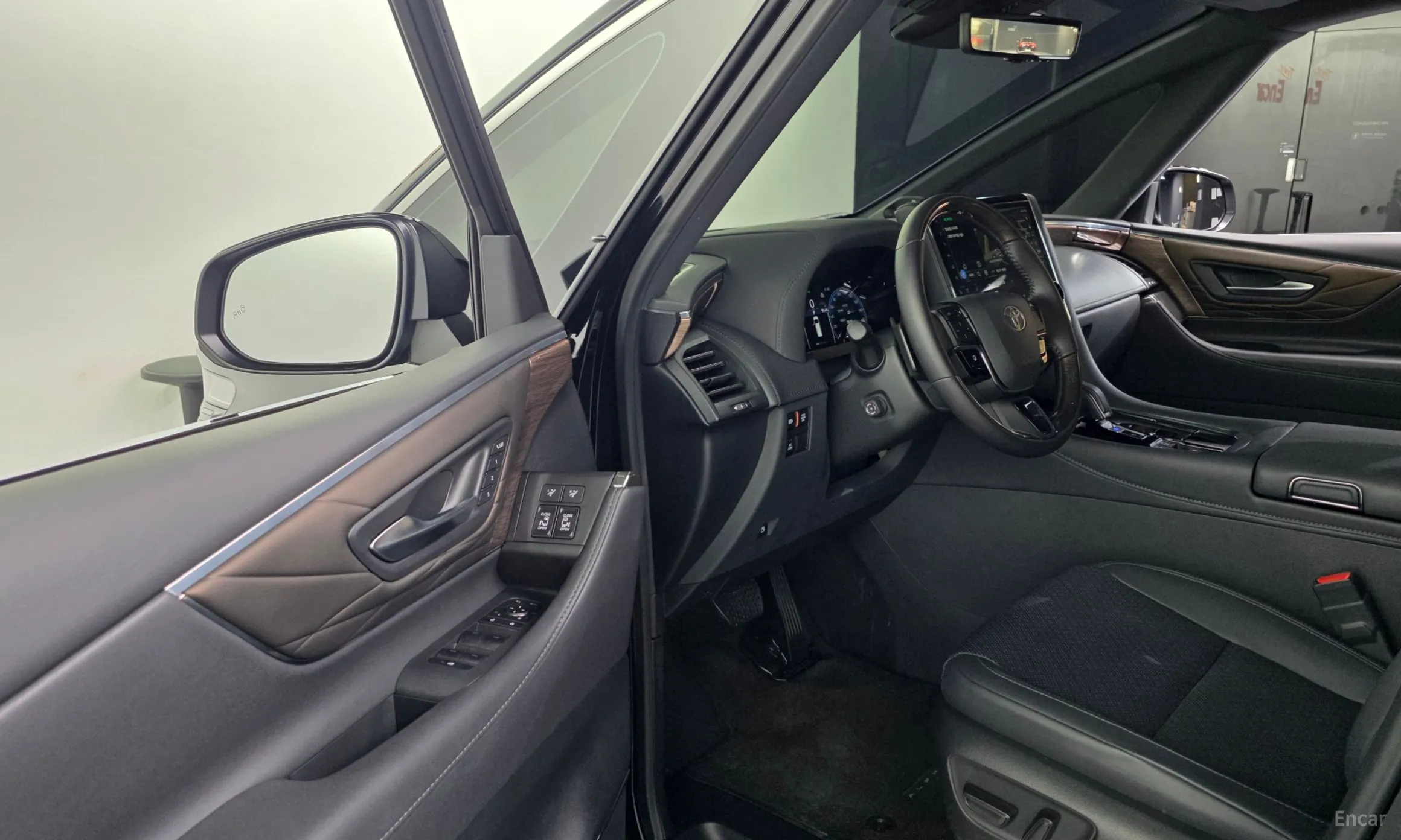 Toyota Alphard 4th Generation превью 10