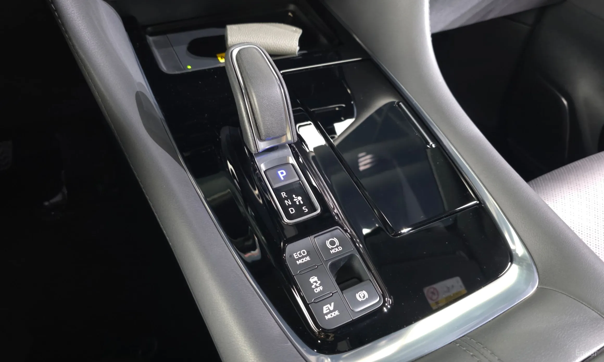 Toyota Alphard 4th Generation превью 9