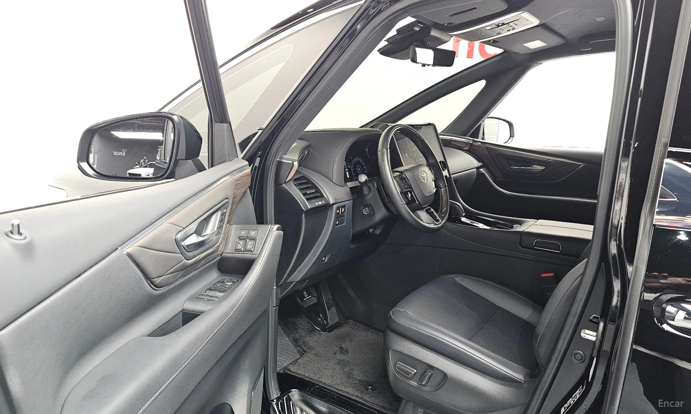 Toyota Alphard 4th Generation превью 10
