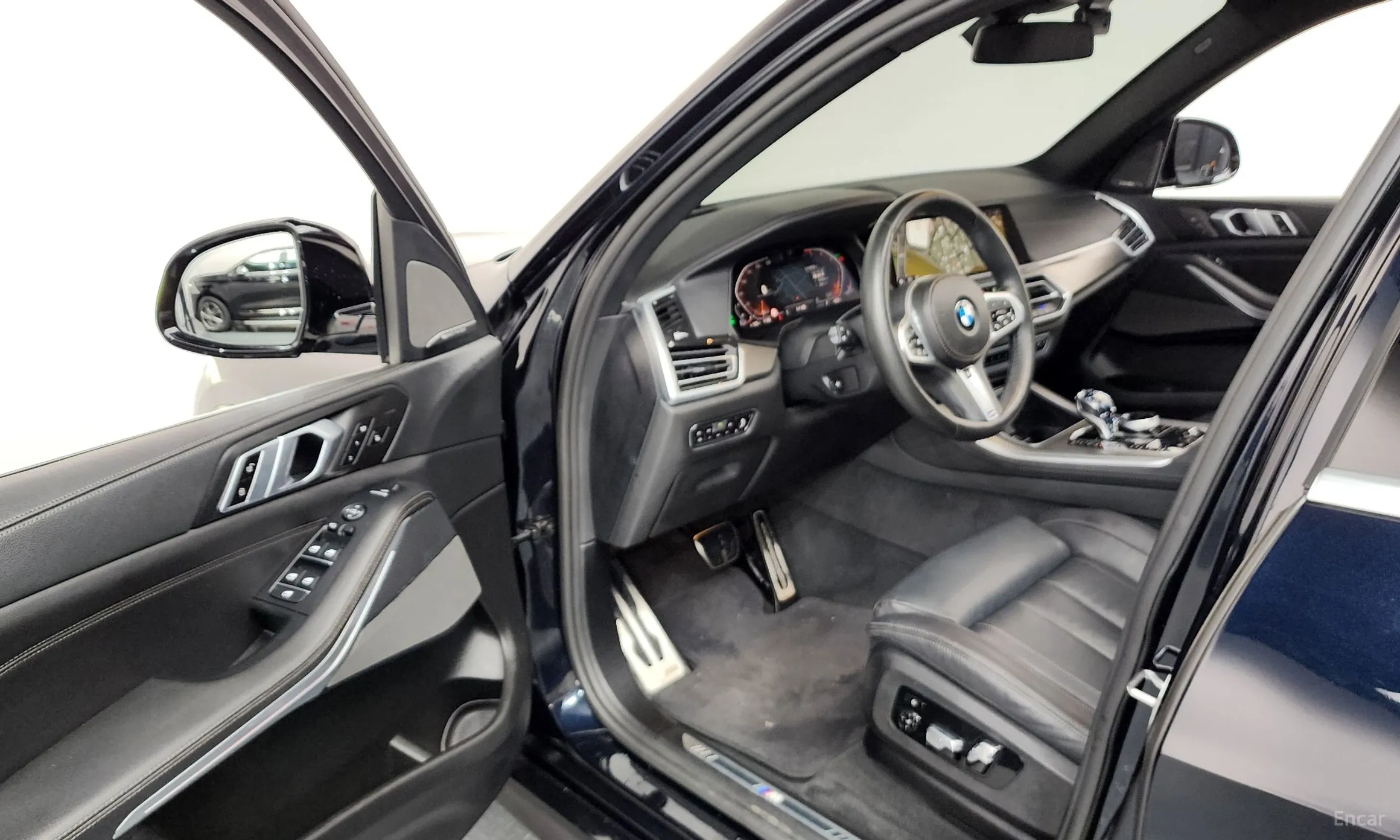 BMW X5 (G05) превью 10