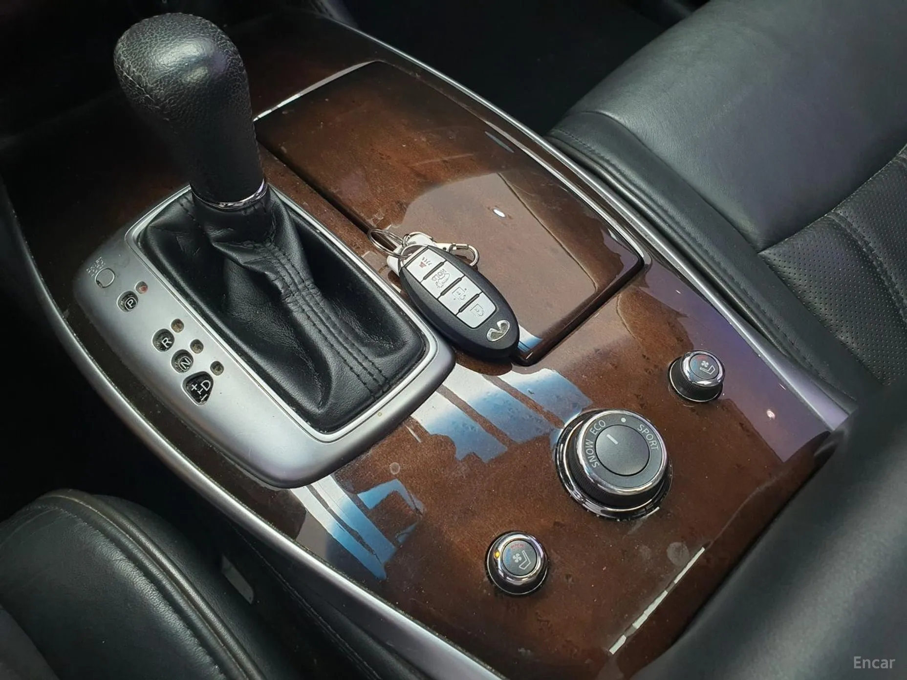 Infiniti JX35 превью 14