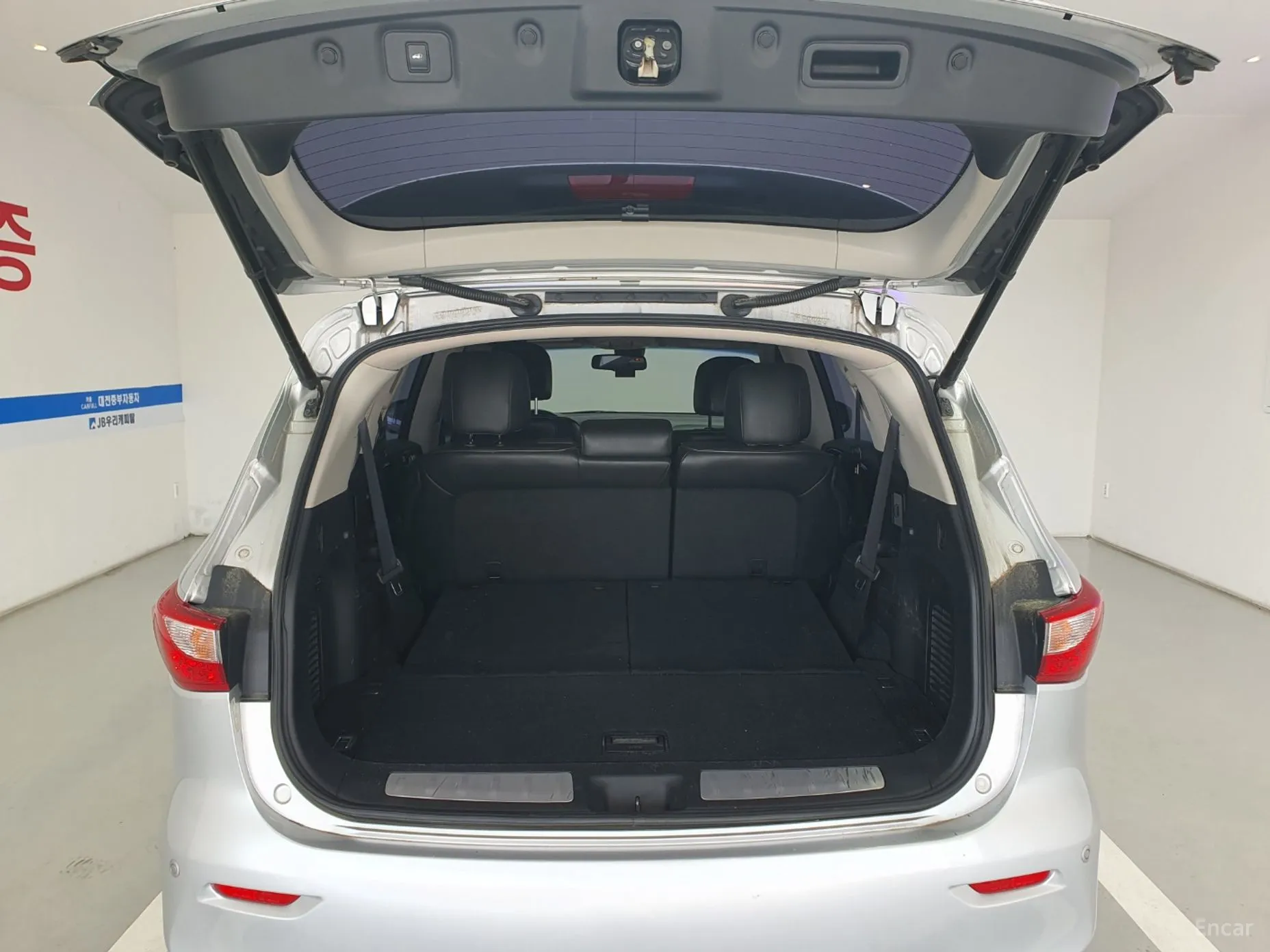 Infiniti JX35 превью 17