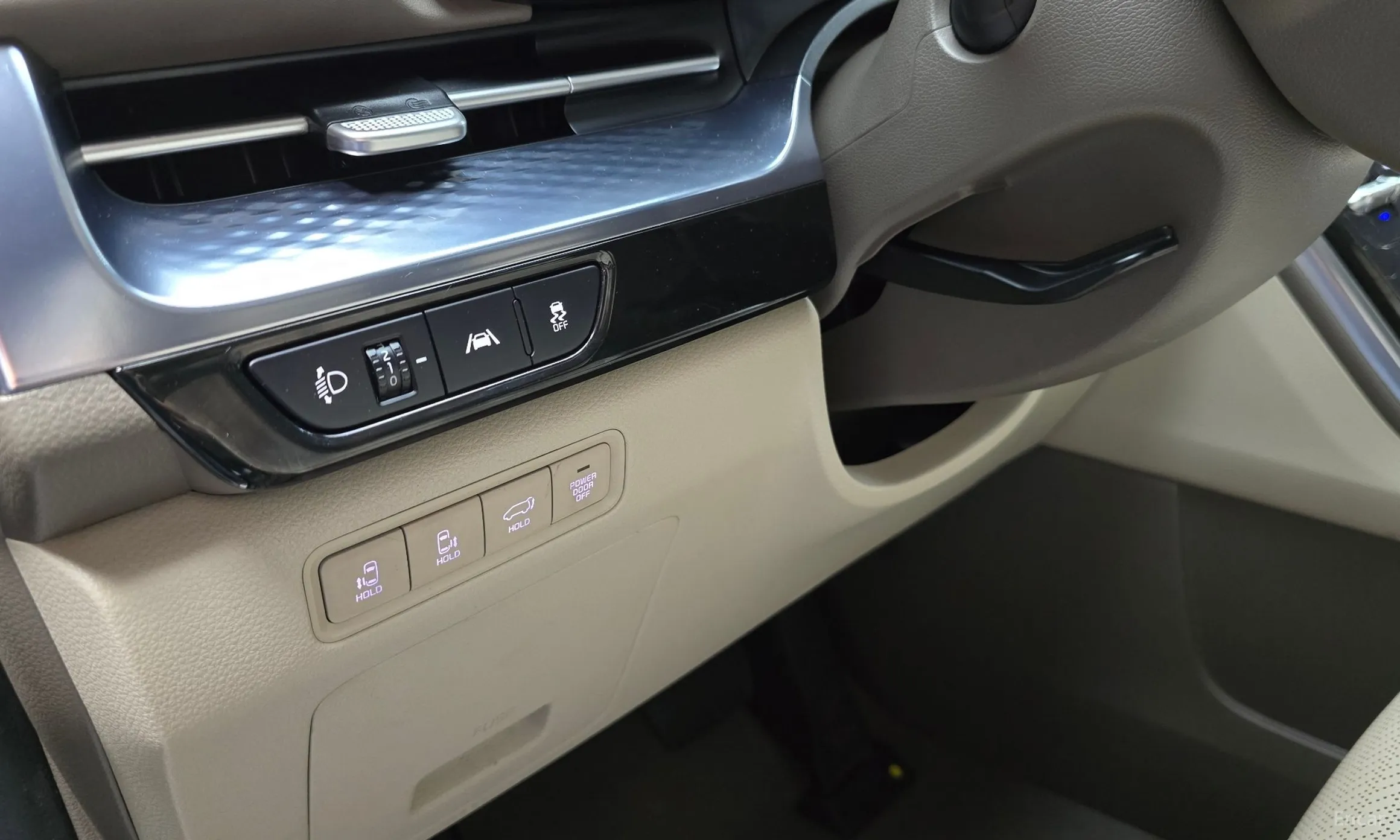 Kia Carnival Gen 4 превью 15