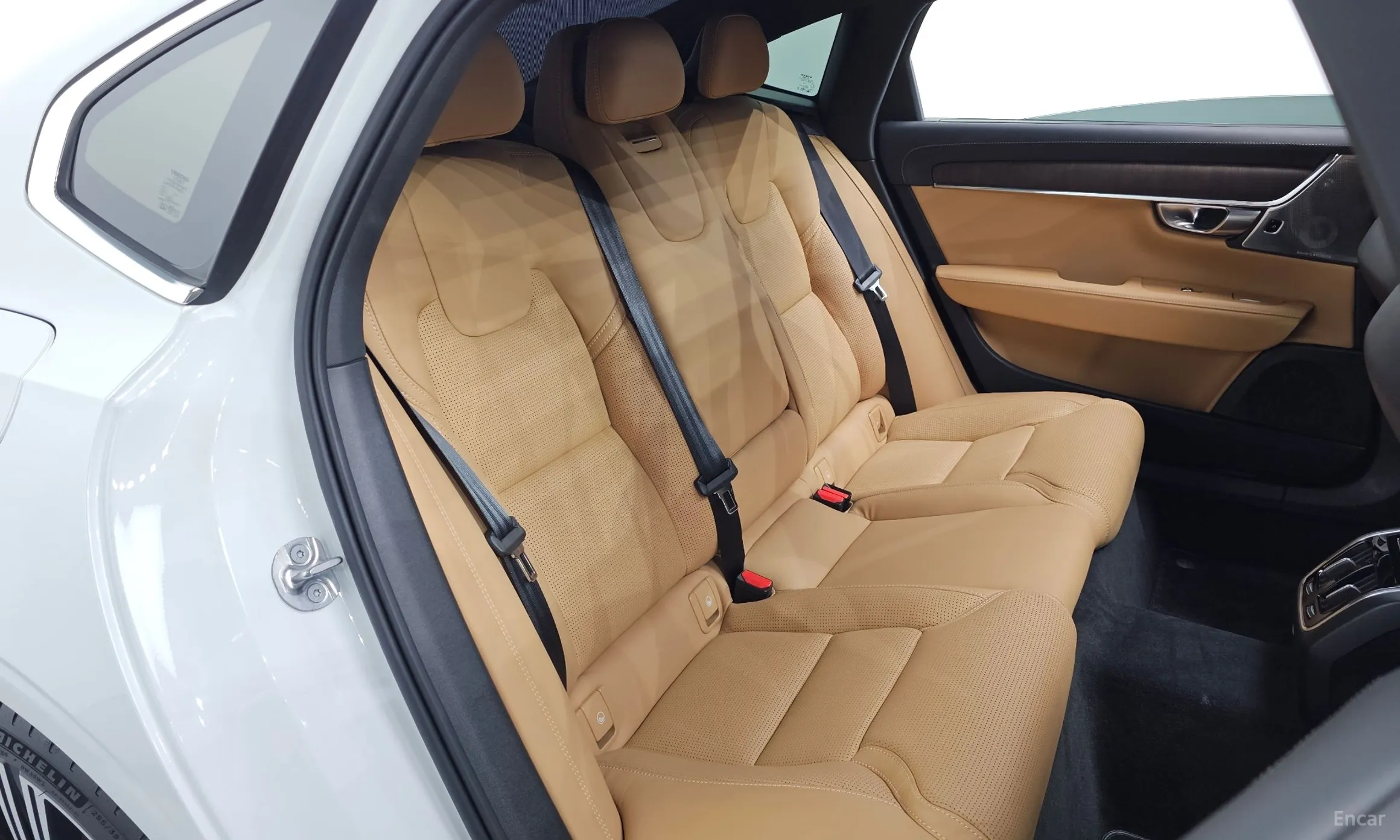 Volvo S90 превью 11