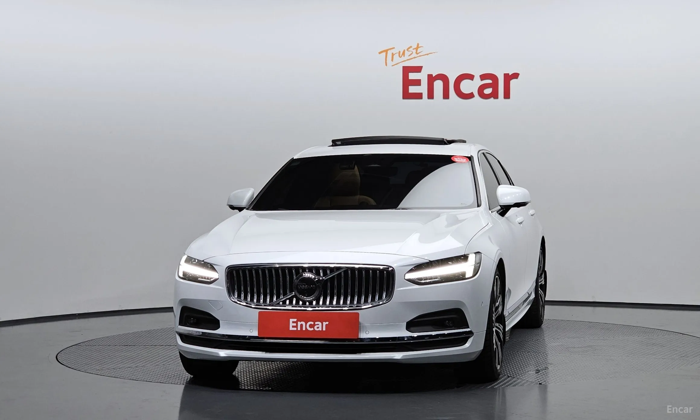 Volvo S90 превью 3