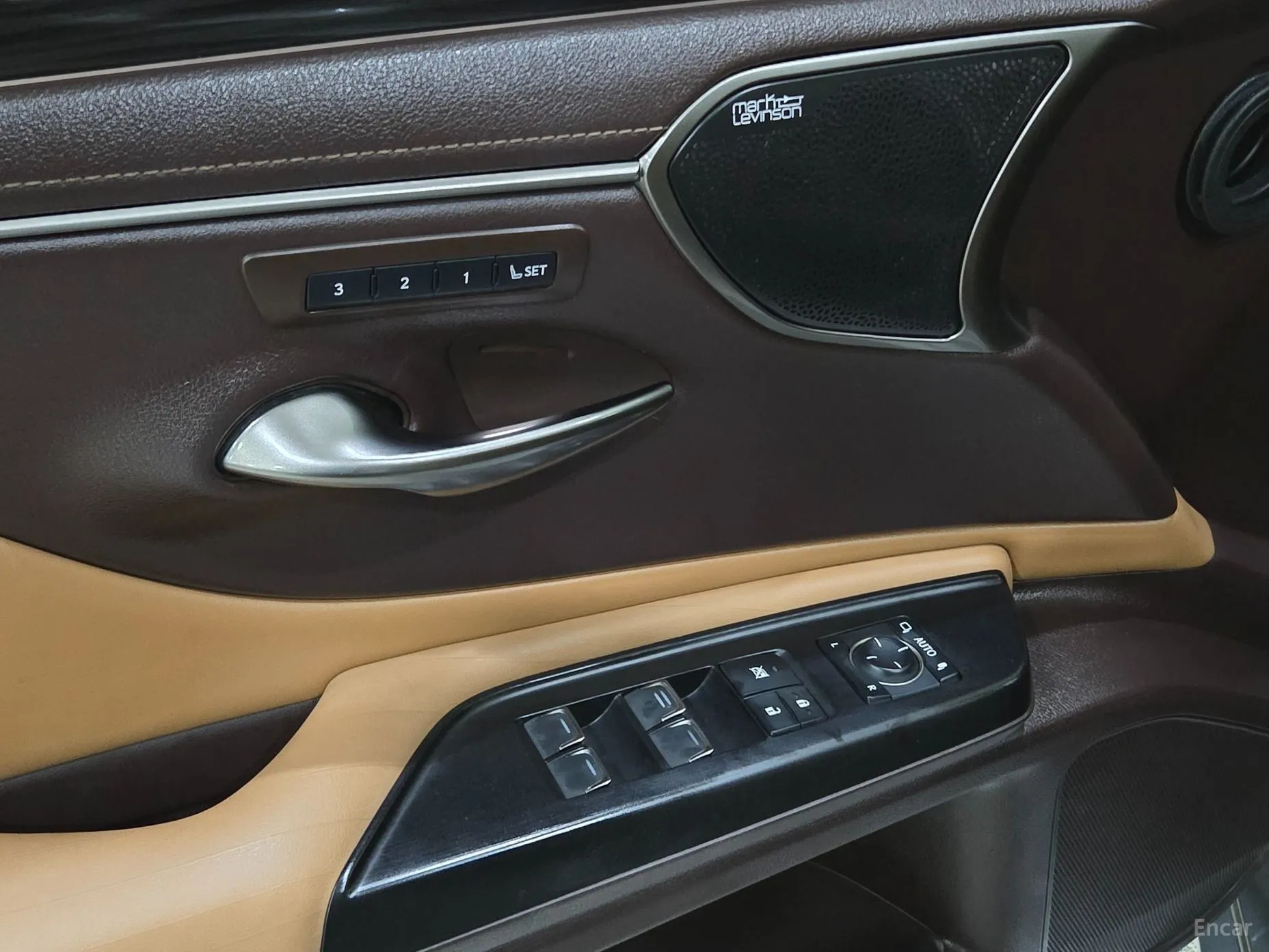 Lexus ES300h 7th Generation превью 15