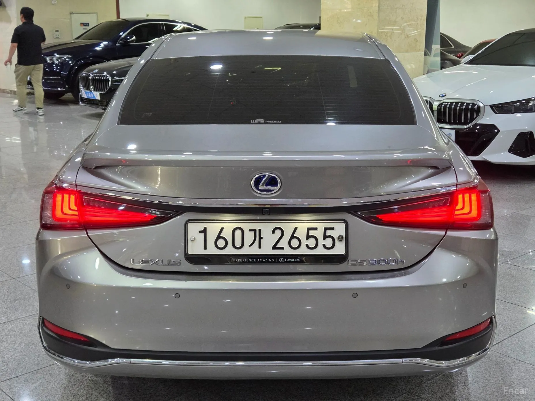 Lexus ES300h 7th Generation превью 4