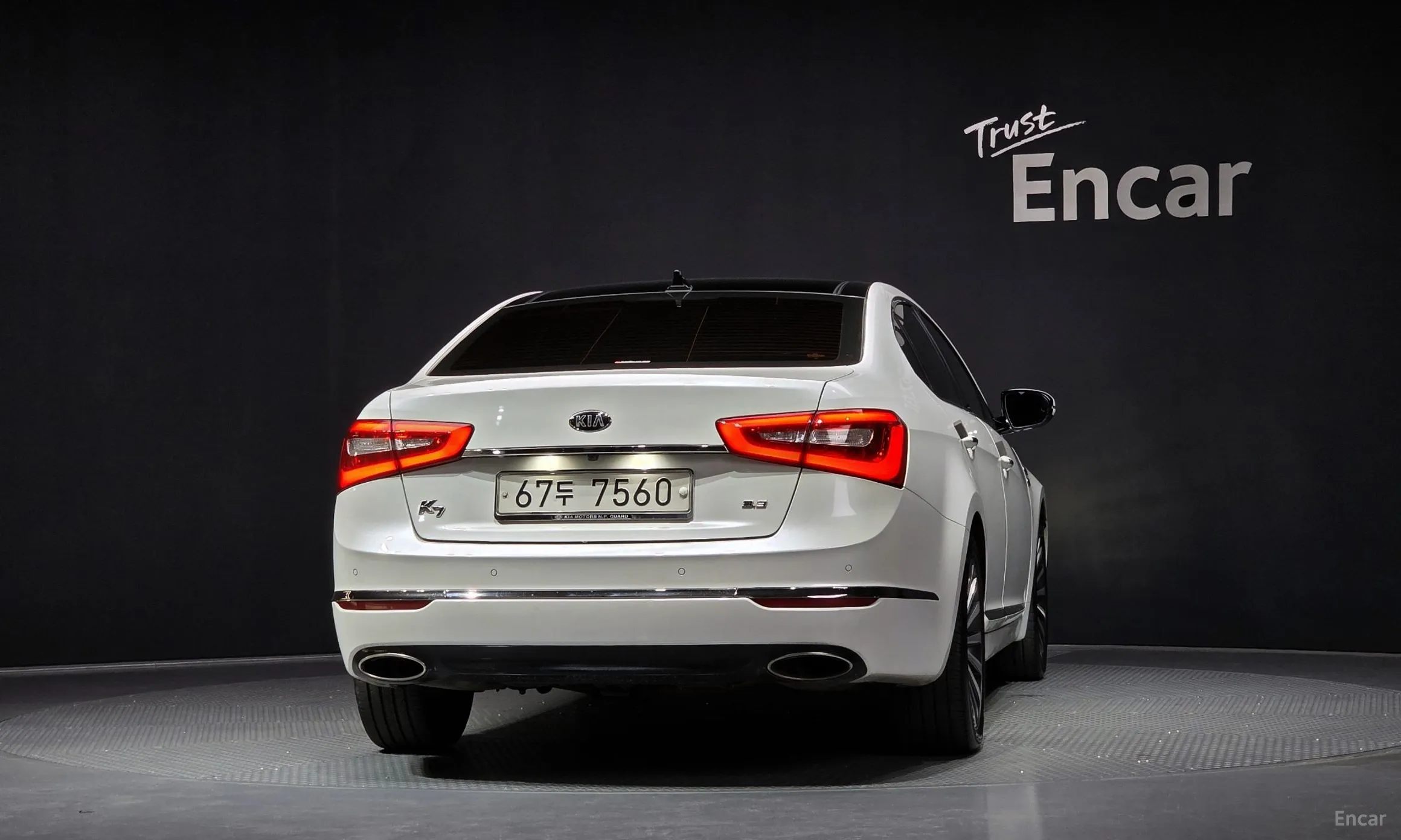 Kia K7 превью 4
