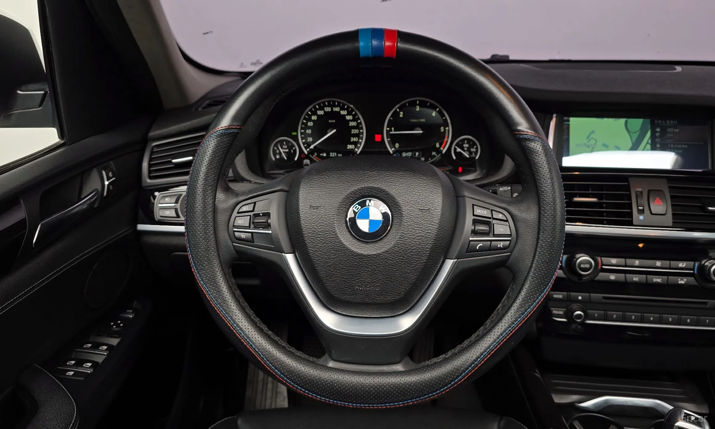 BMW X3 (F25) превью 13