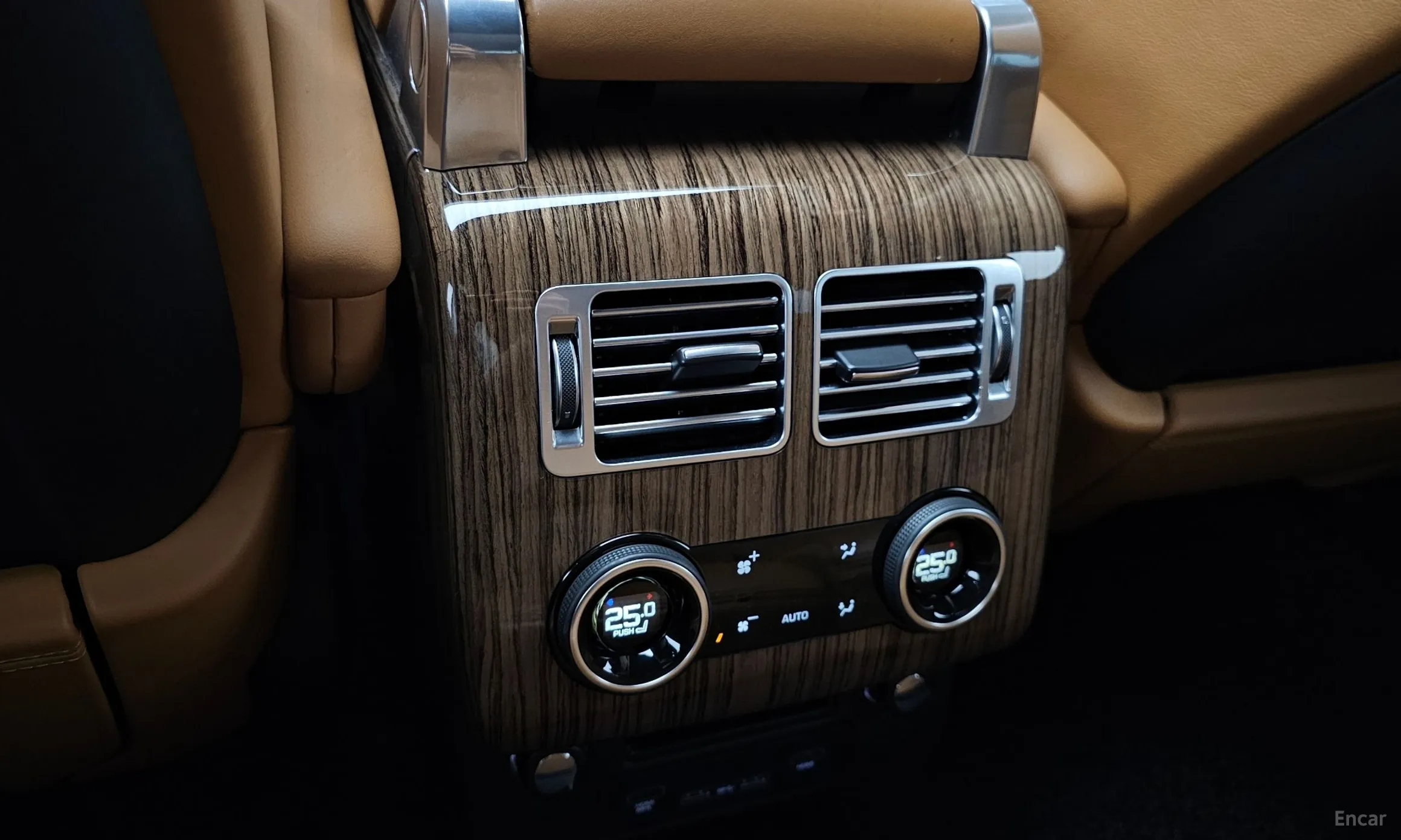 Land Rover Range Rover 4th Generation превью 17