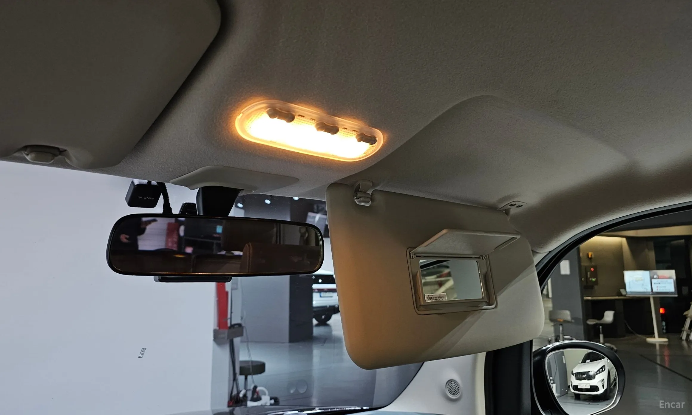 Nissan Cube превью 19