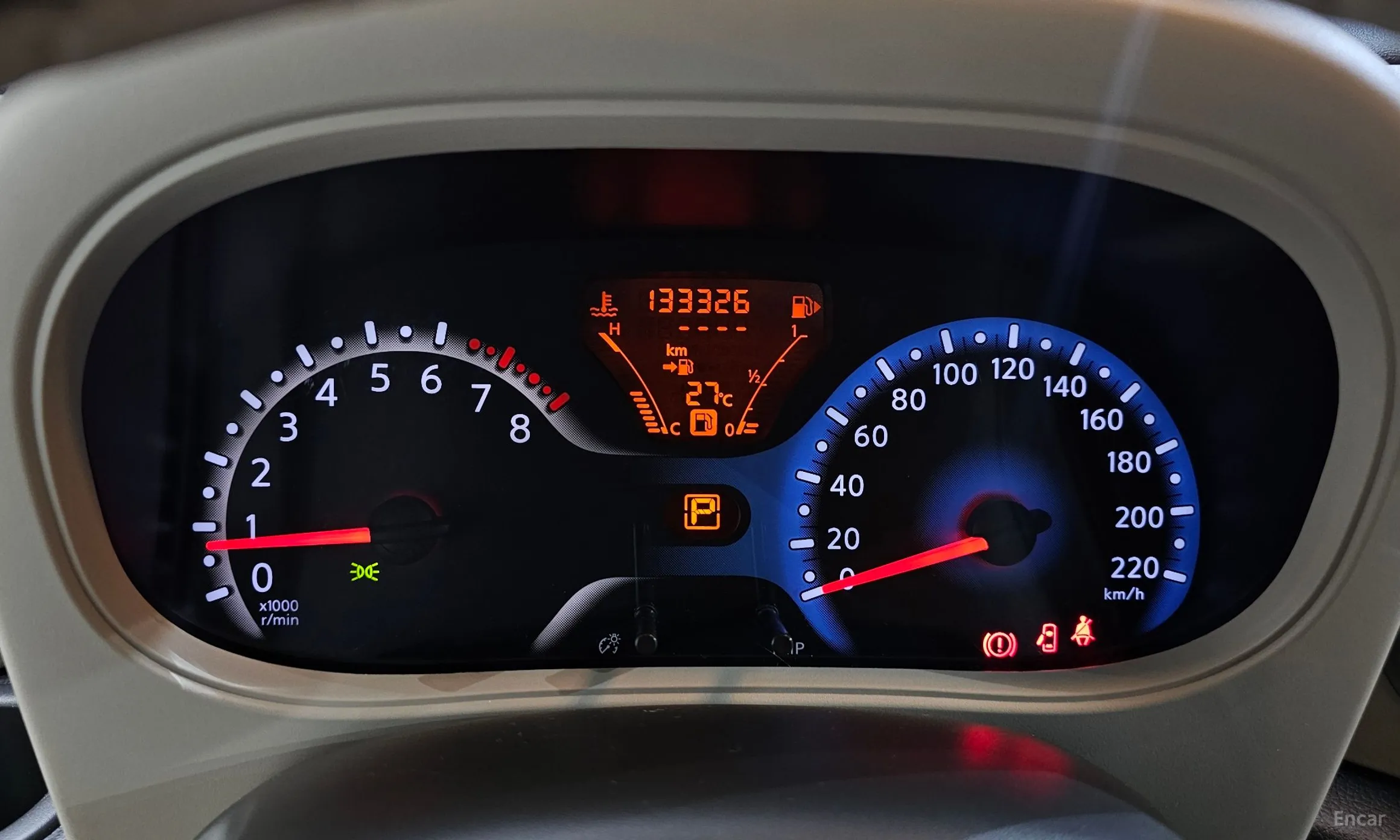 Nissan Cube превью 8