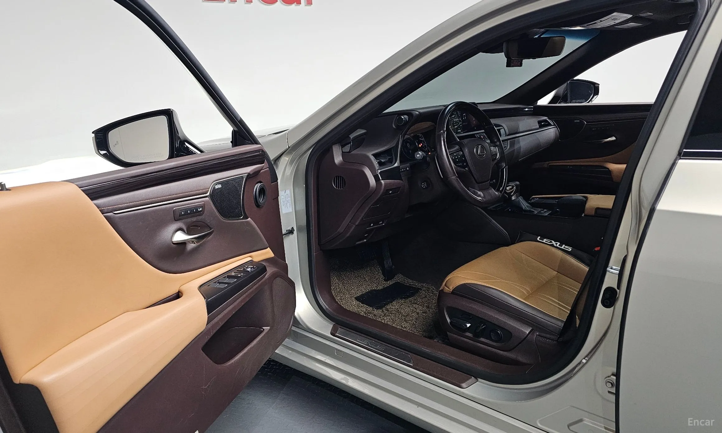 Lexus ES300h 7th Generation превью 10