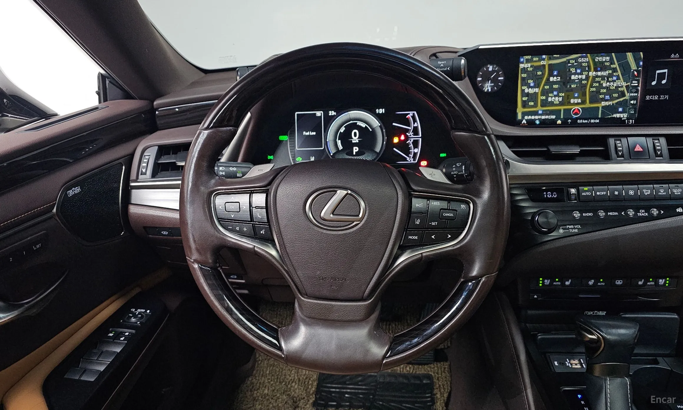 Lexus ES300h 7th Generation превью 12