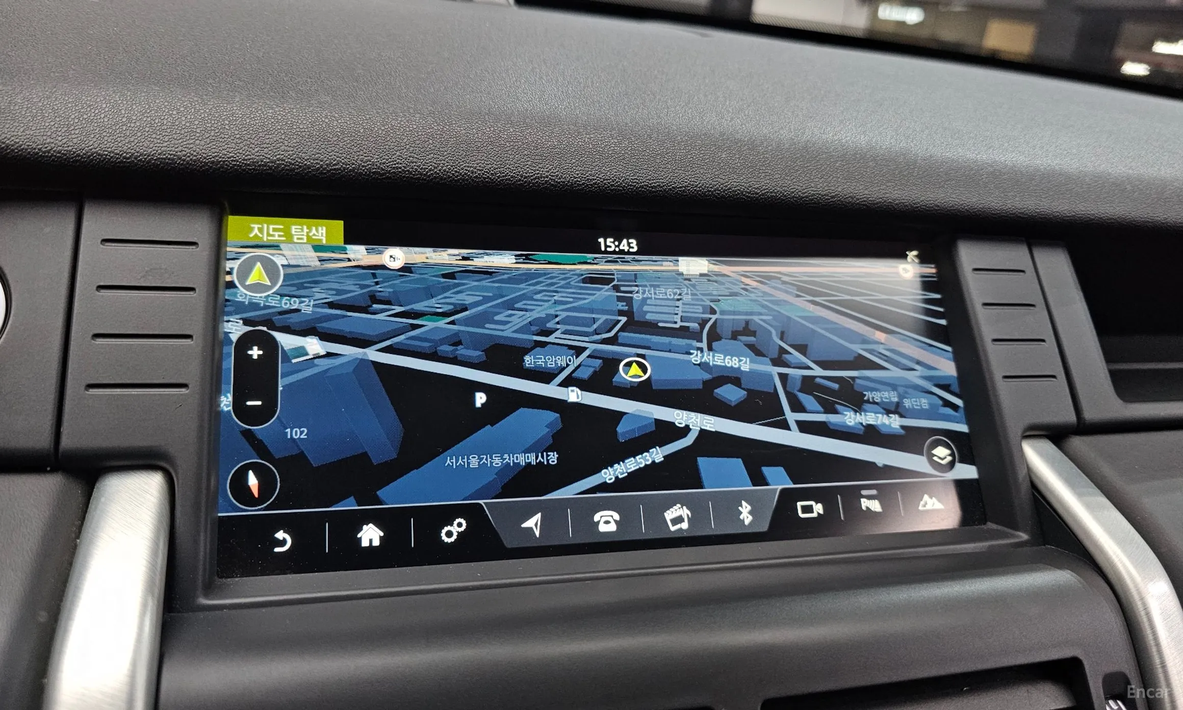 Land Rover Discovery Sports превью 14