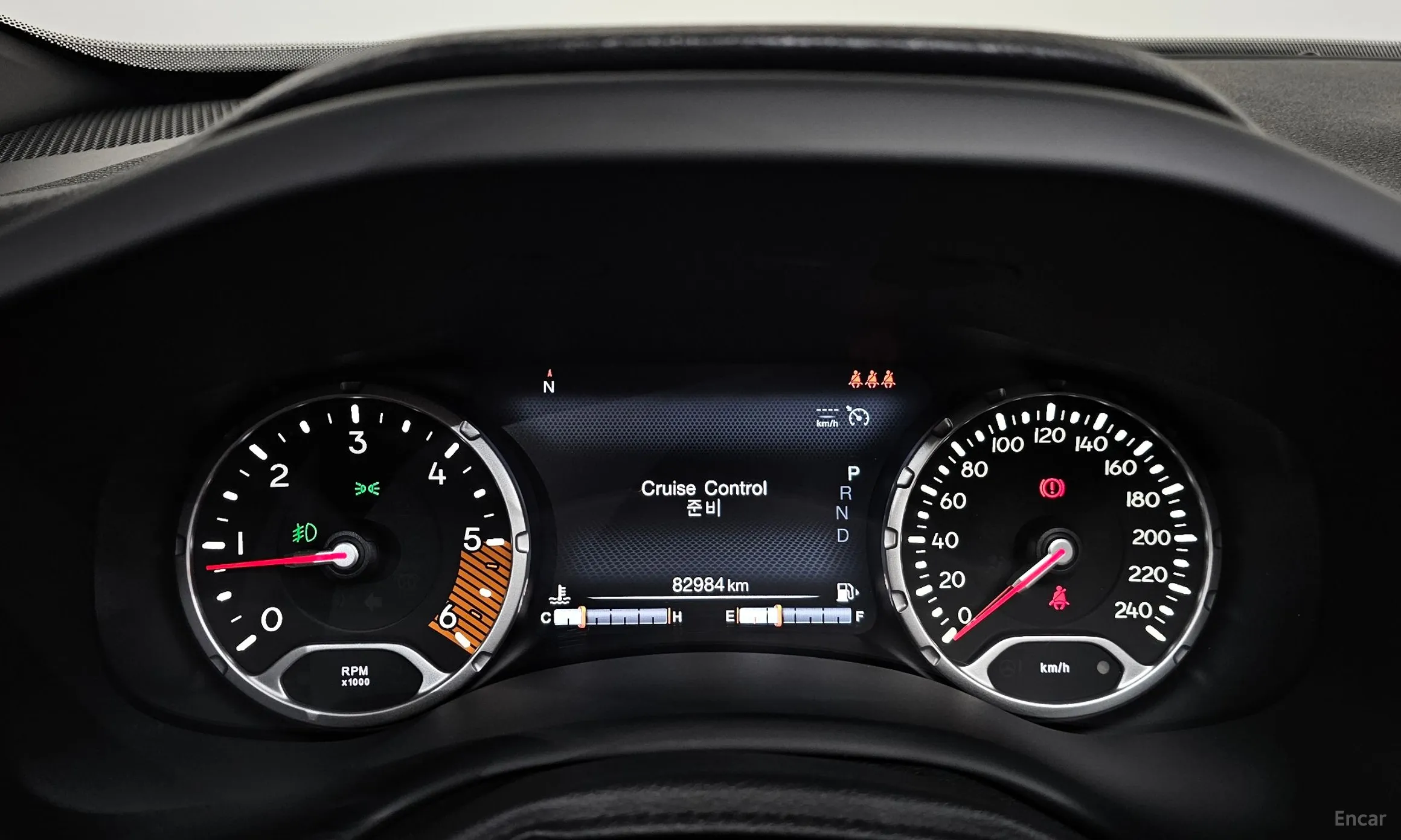 Jeep Renegade превью 8