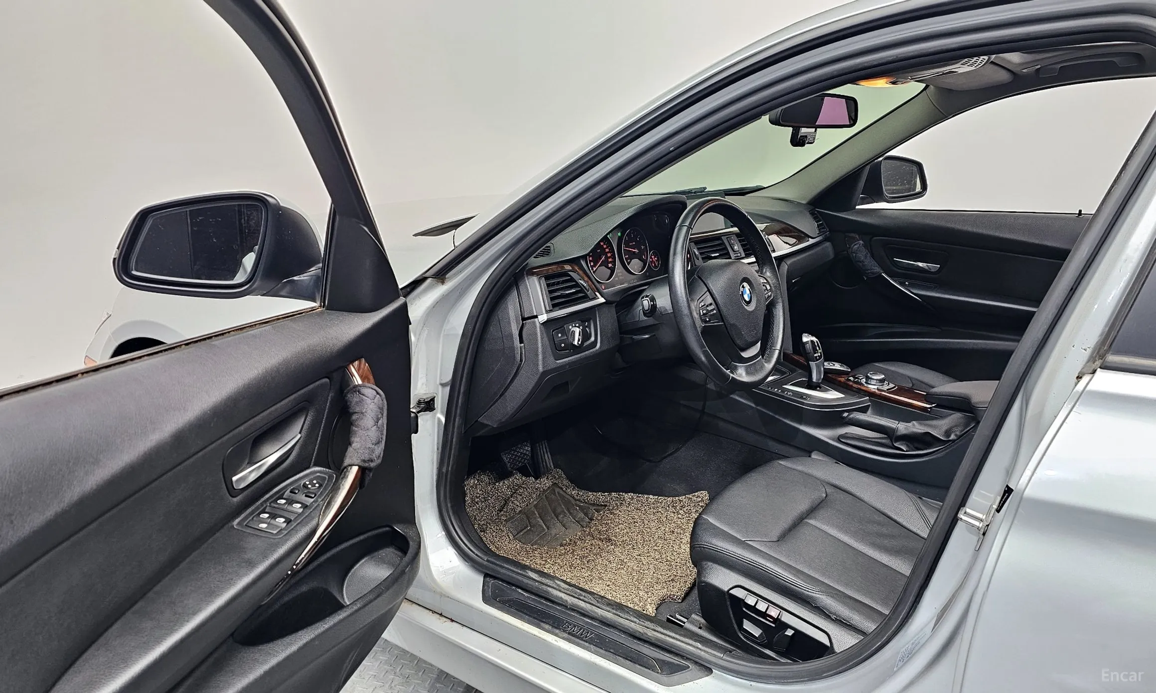 BMW 3 Series (F30) превью 10