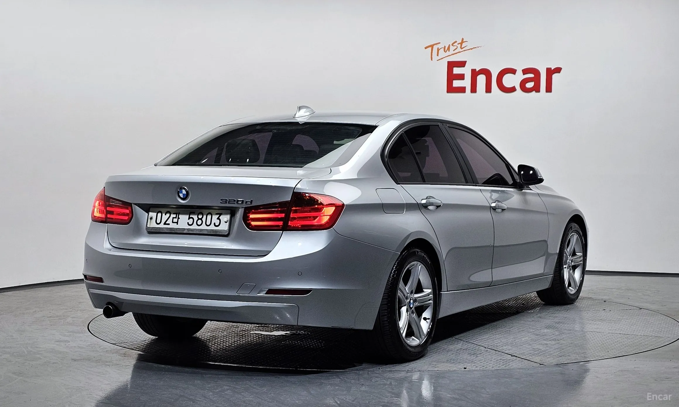 BMW 3 Series (F30)