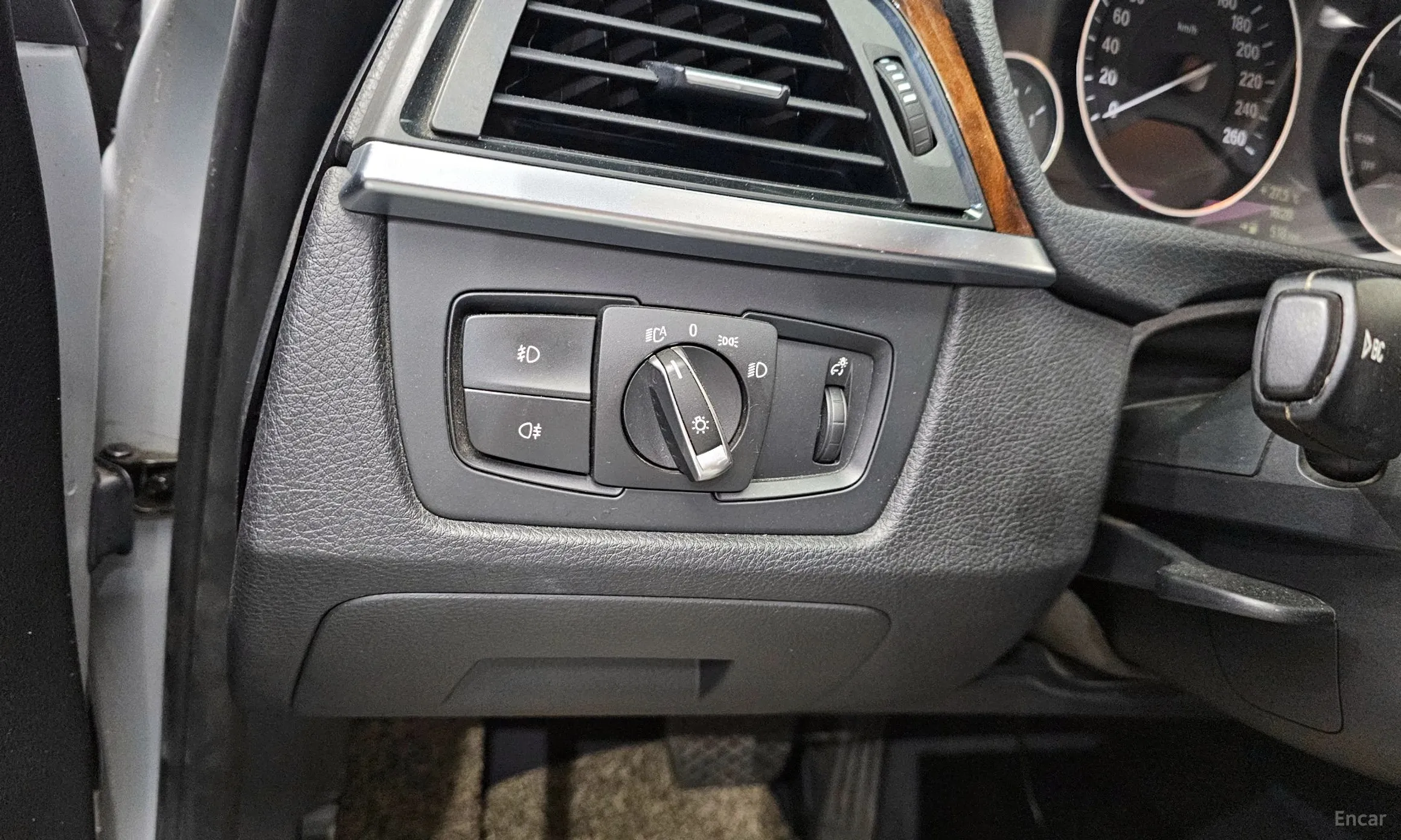 BMW 3 Series (F30) превью 16