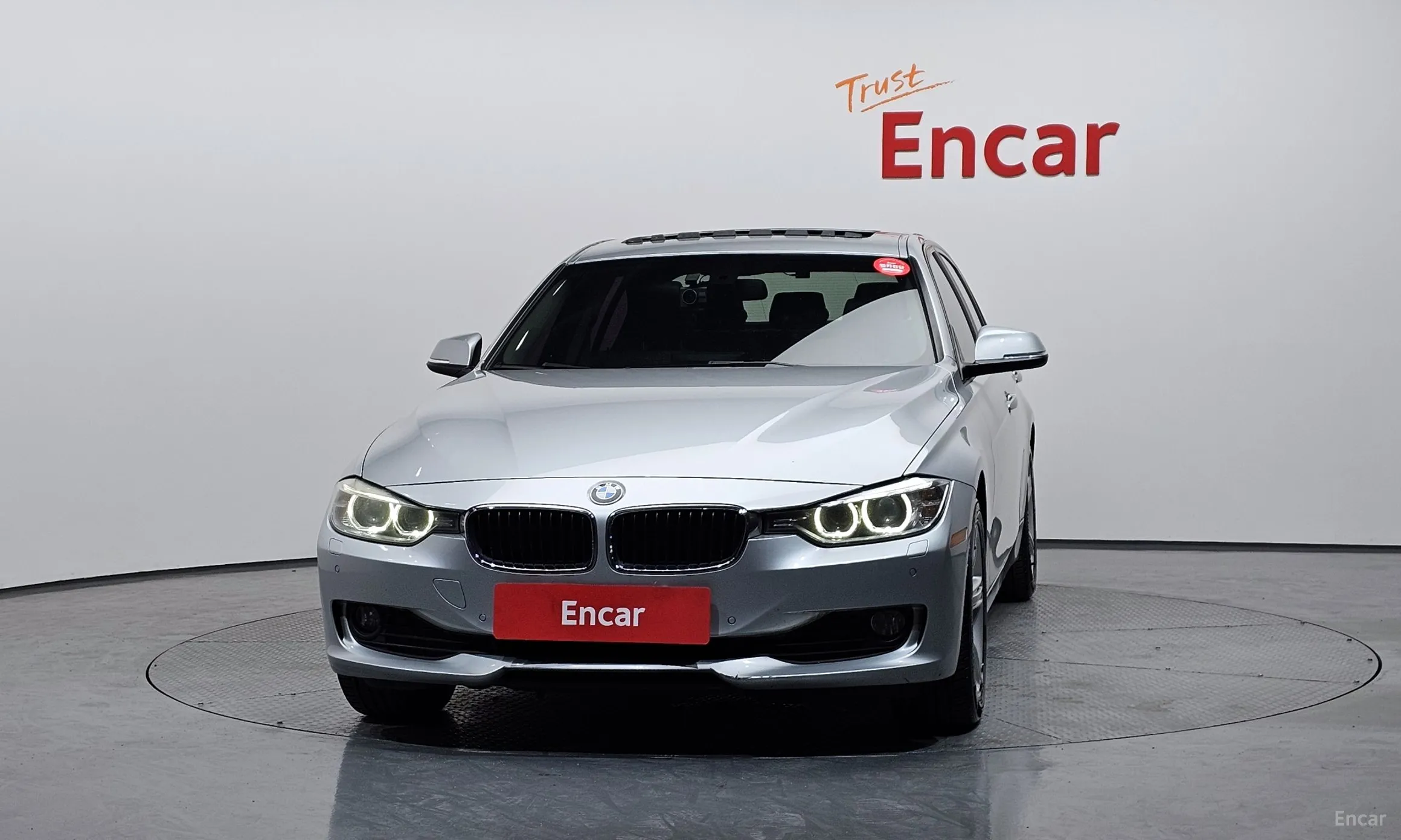 BMW 3 Series (F30) превью 3
