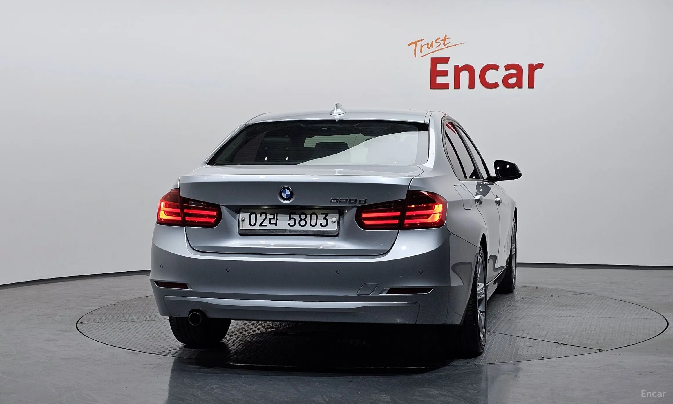 BMW 3 Series (F30) превью 4