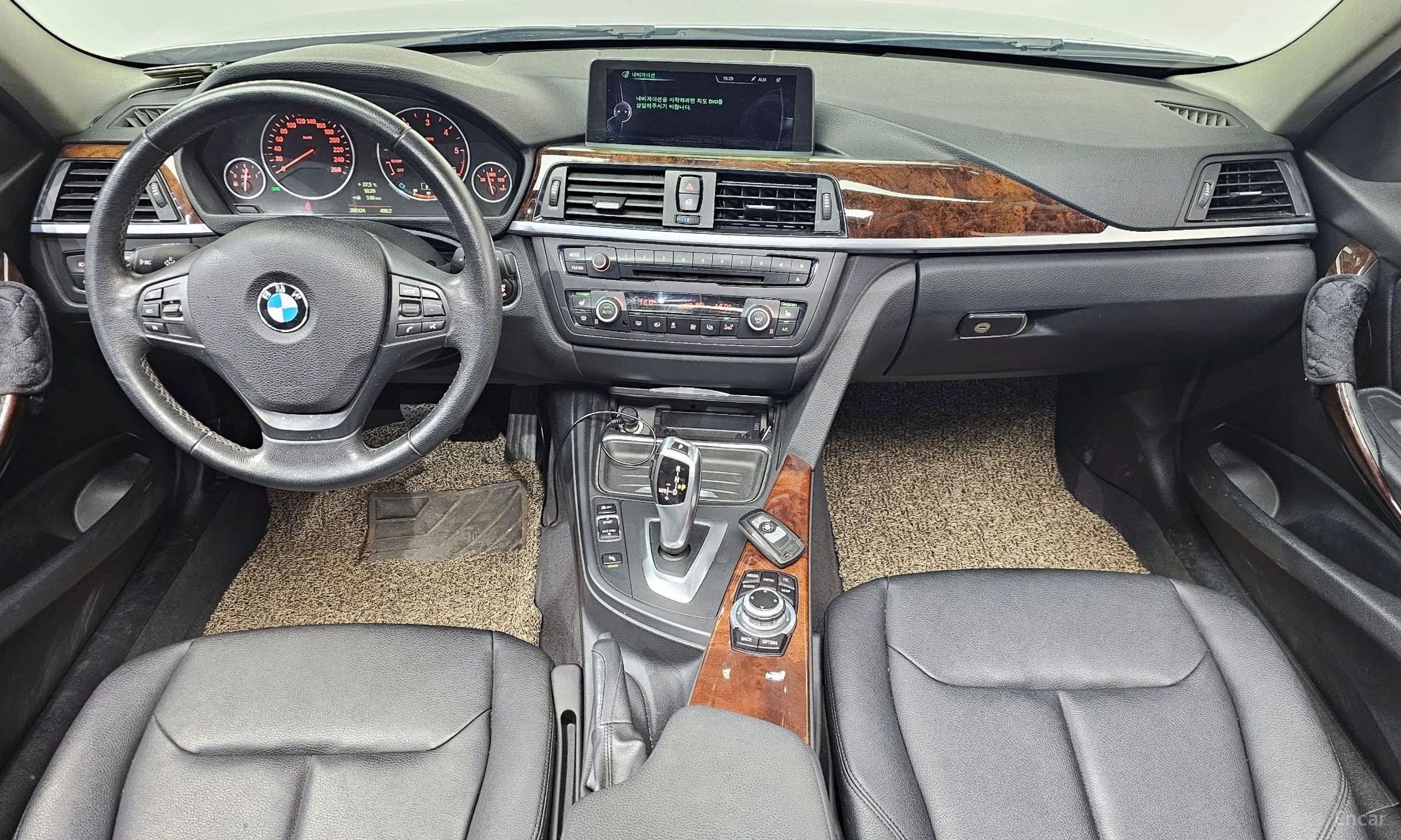BMW 3 Series (F30) превью 7