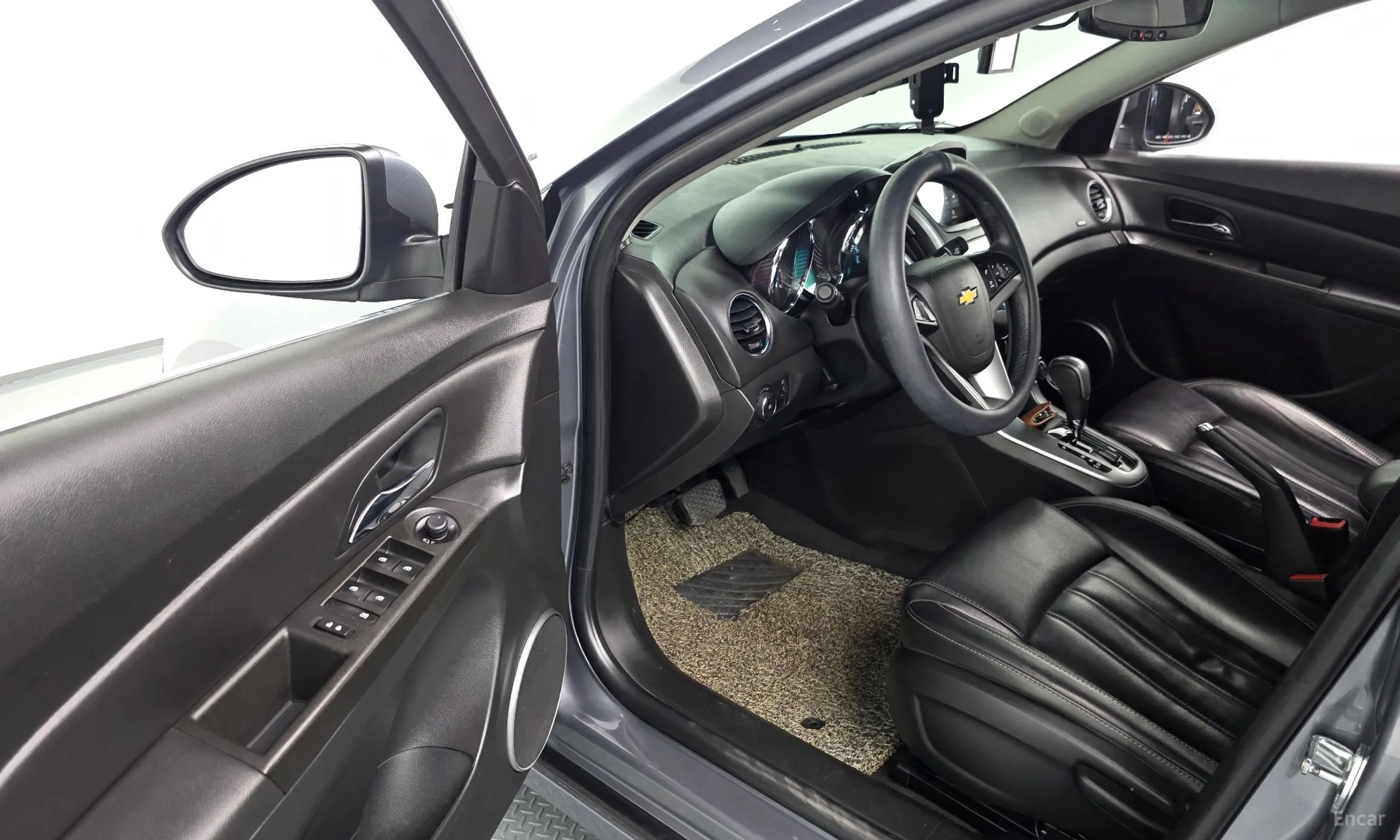 Chevrolet (GM Daewoo) Cruze превью 10