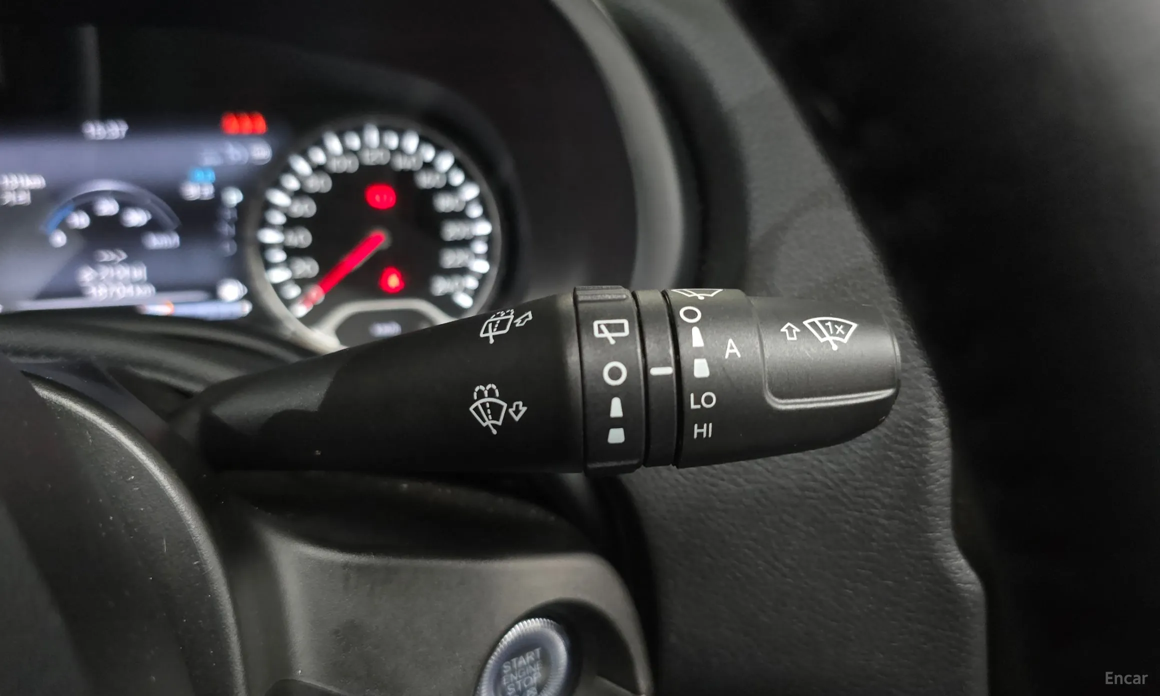 Jeep Renegade превью 18