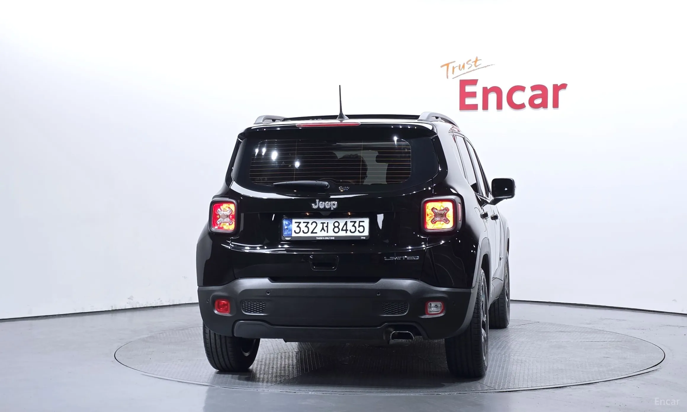 Jeep Renegade превью 4