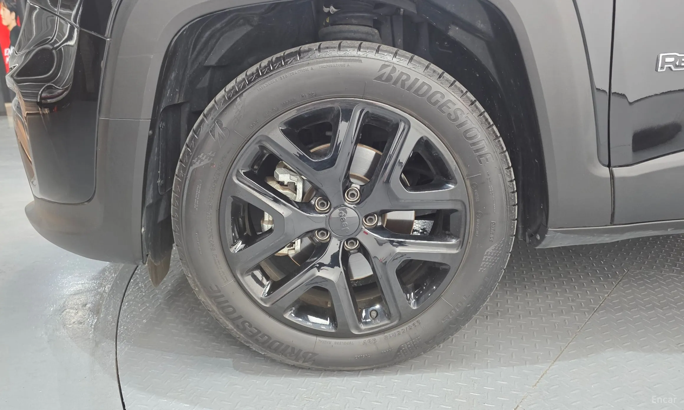 Jeep Renegade превью 5