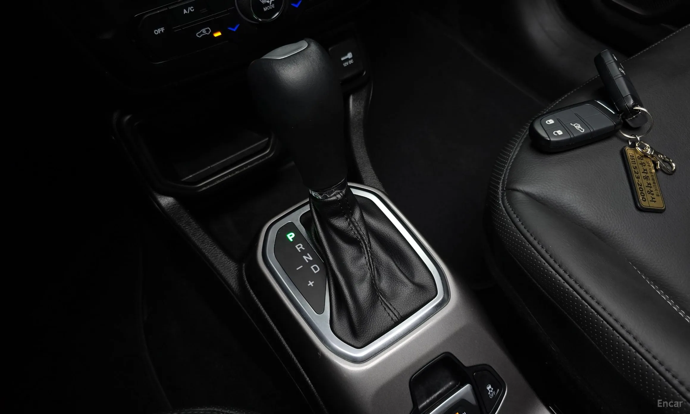 Jeep Renegade превью 9
