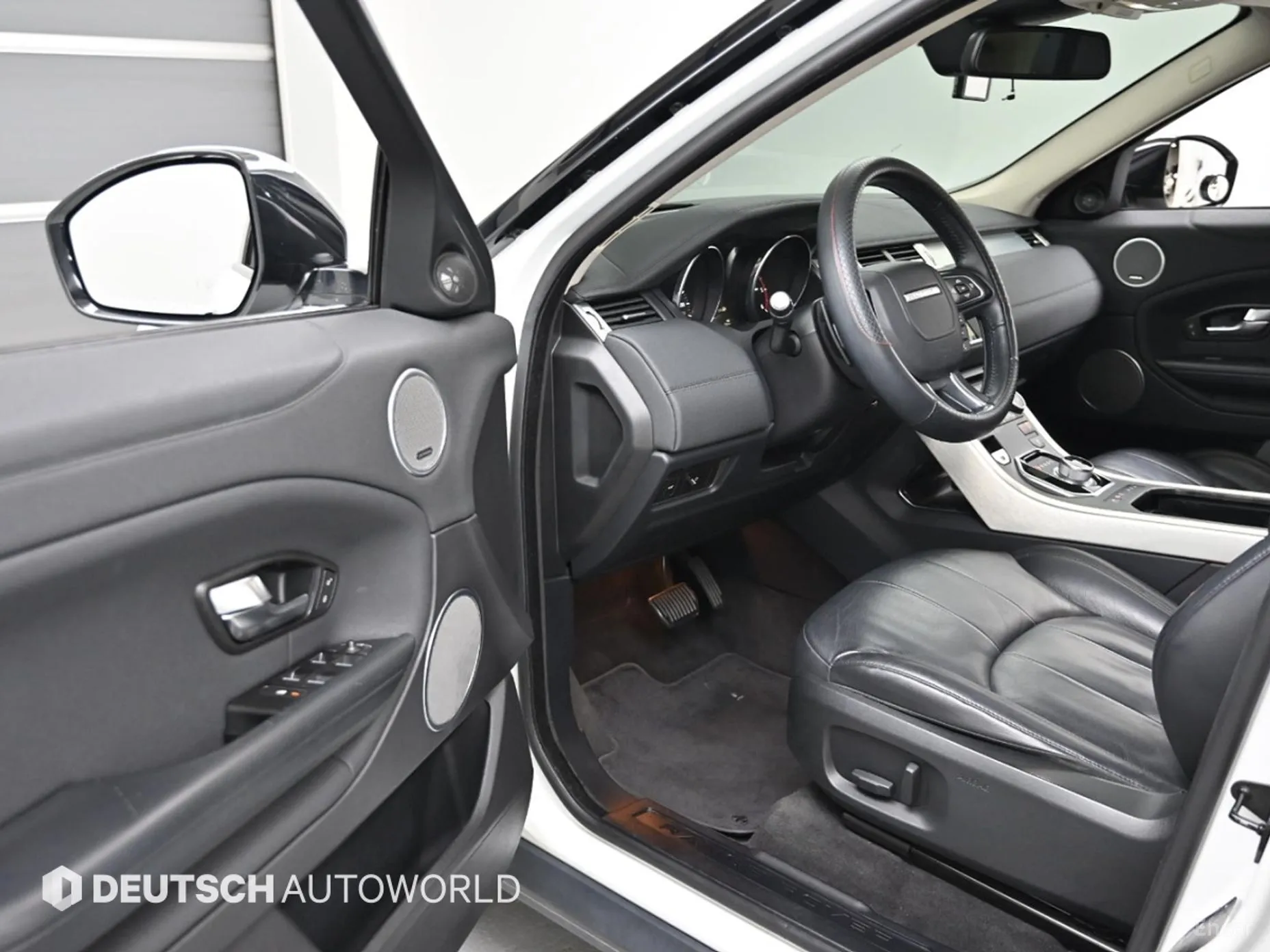 Land Rover Range Rover Evoque превью 11